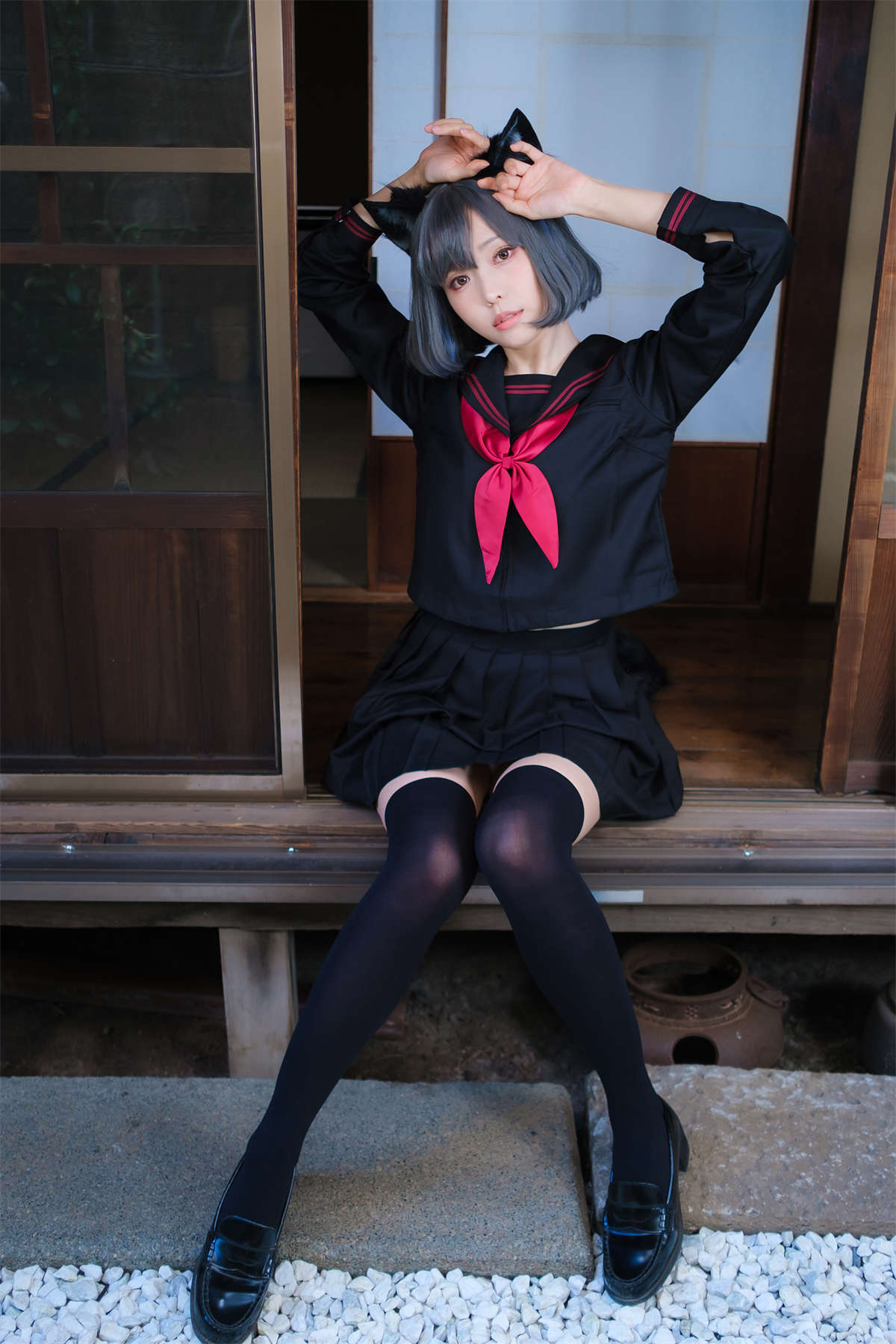 Ely_eee(ElyEE子) Veranda Black Cat緣廊黑貓-日更街拍
