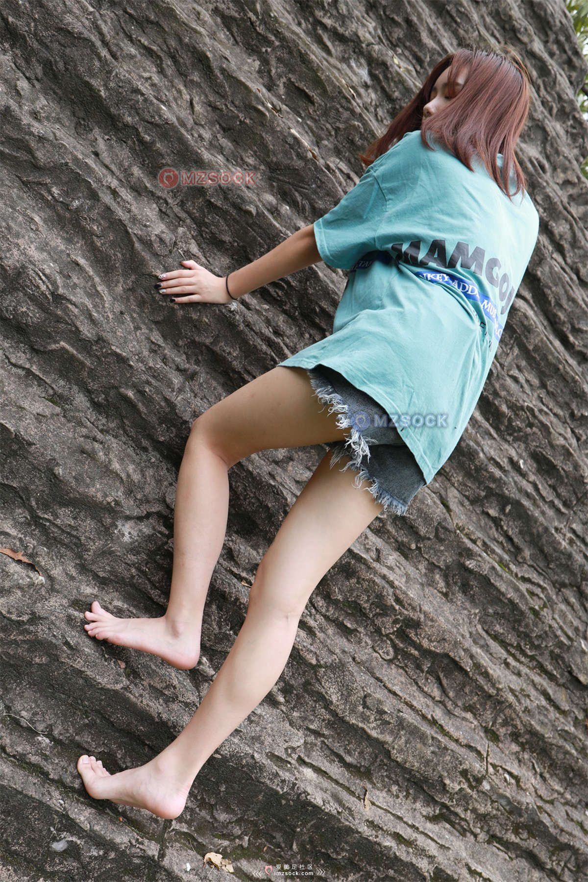 MZSOCK-2018 No.188 曼妮黑色筒袜裸-日更街拍