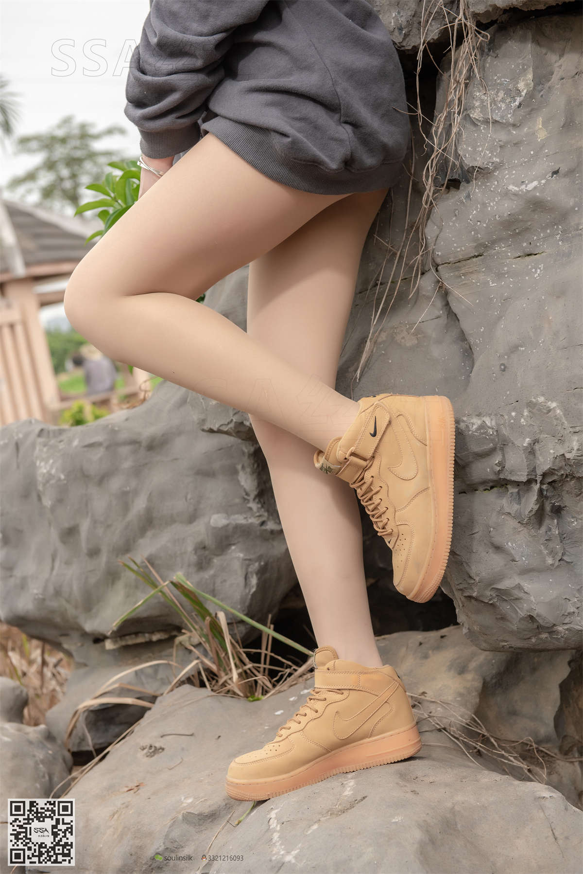 SSA丝社 NO.125 大大 腿模大大的郊外踏青之旅-日更街拍