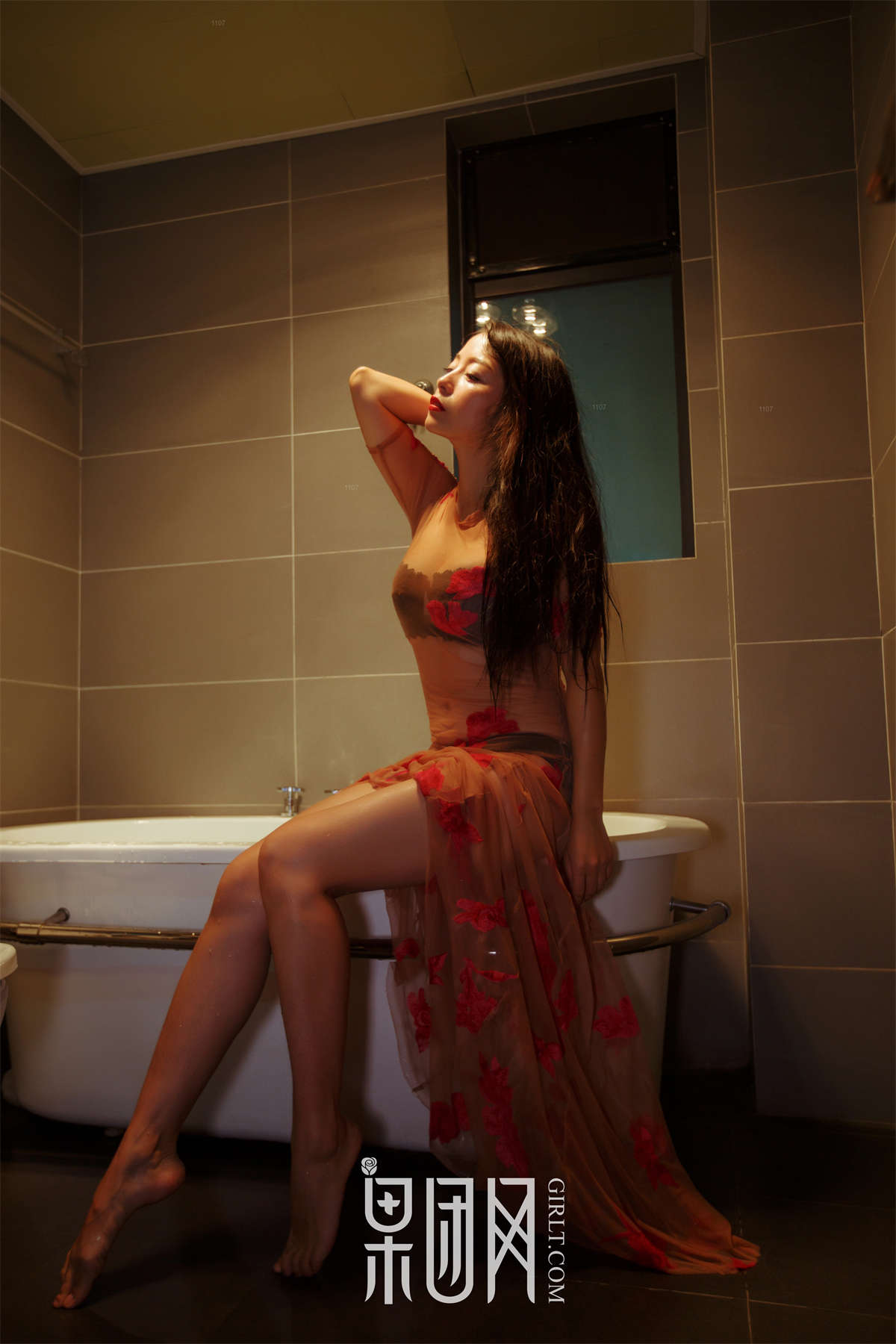 图片[2]-Girlt果团网 NO.074 红霓裳-日更街拍