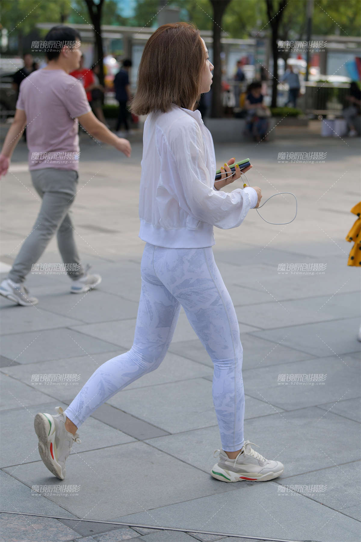 图片[2]-【红石赛帖】白色瑜伽服美女-日更街拍