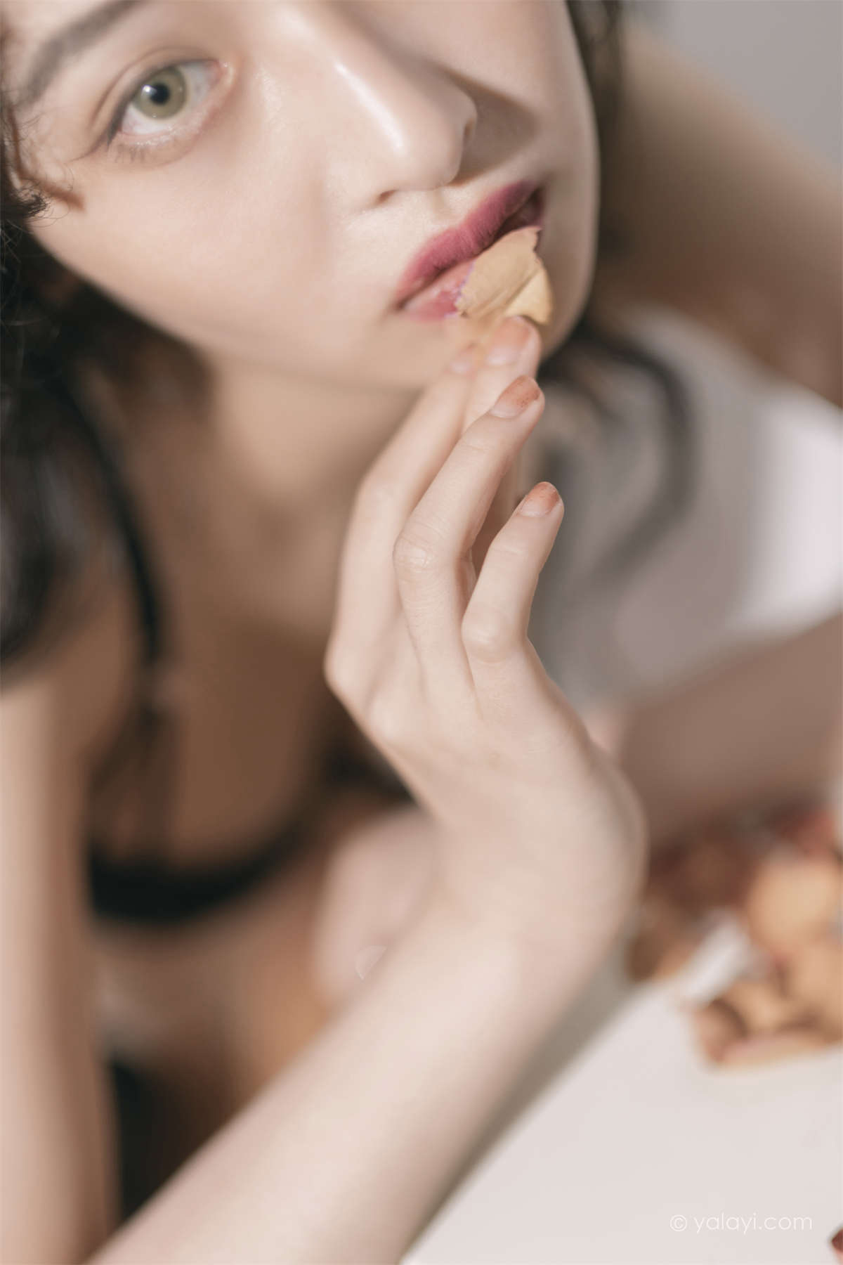 图片[2]-YALAYI雅拉伊2021.09.13 NO.842 黑蝴蝶 西子-日更街拍