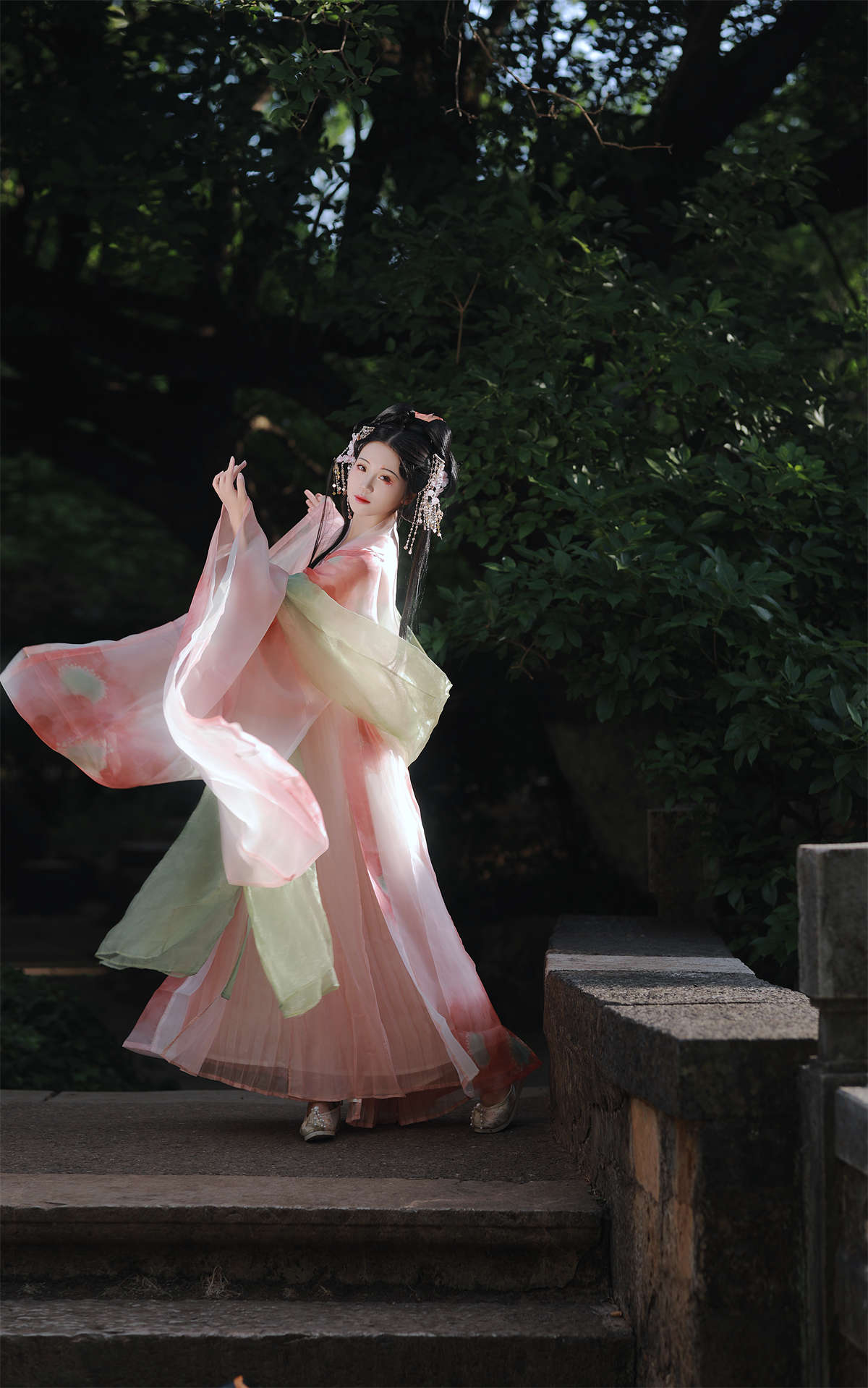 YITUYU艺图语 2023.06.12  一半素心以清简 婷婷插图1