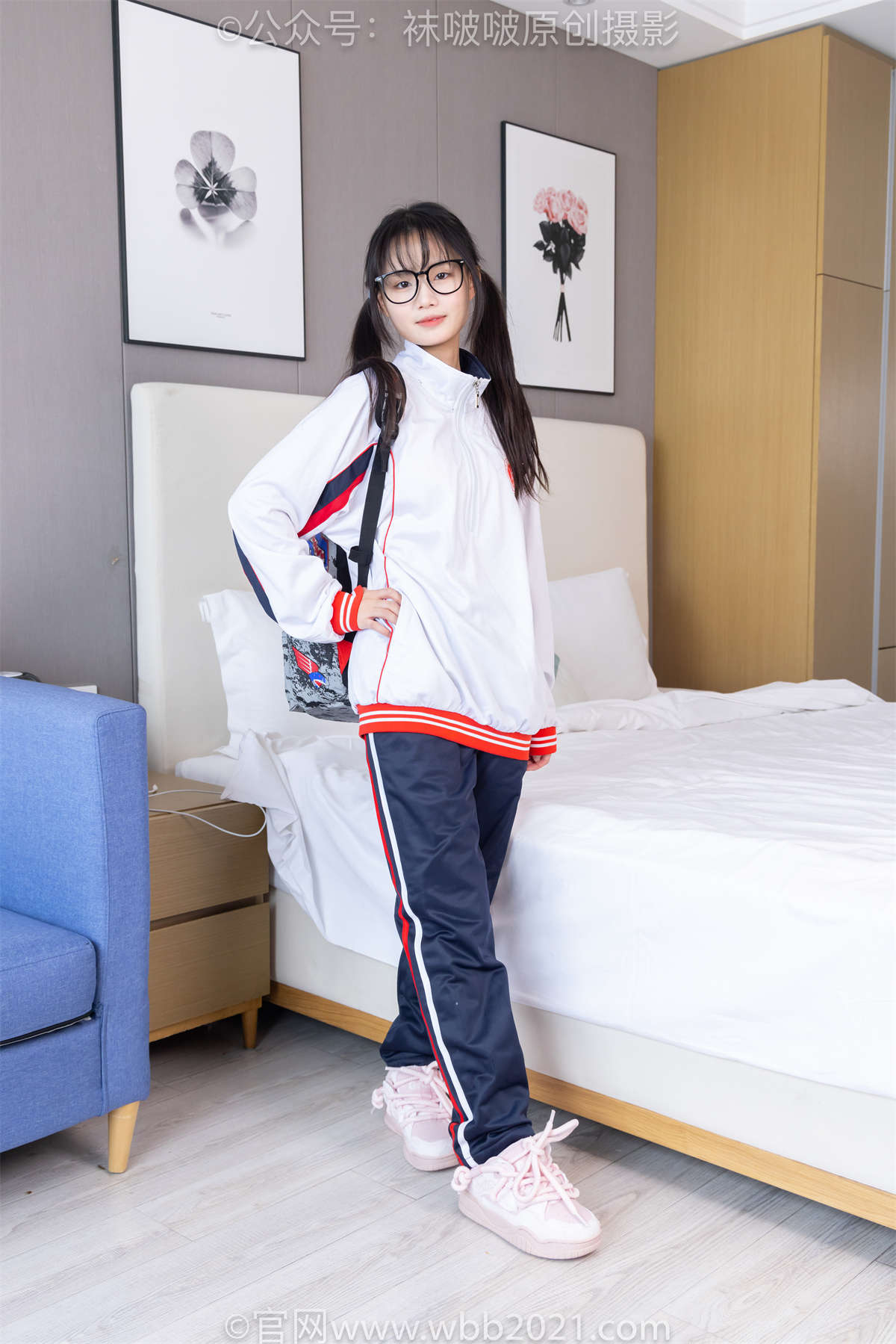 图片[2]-袜啵啵 No.458 甜甜圈-板鞋、白棉袜、肉丝（脚尖加固款）、校服裤里丝 花絮版-日更街拍