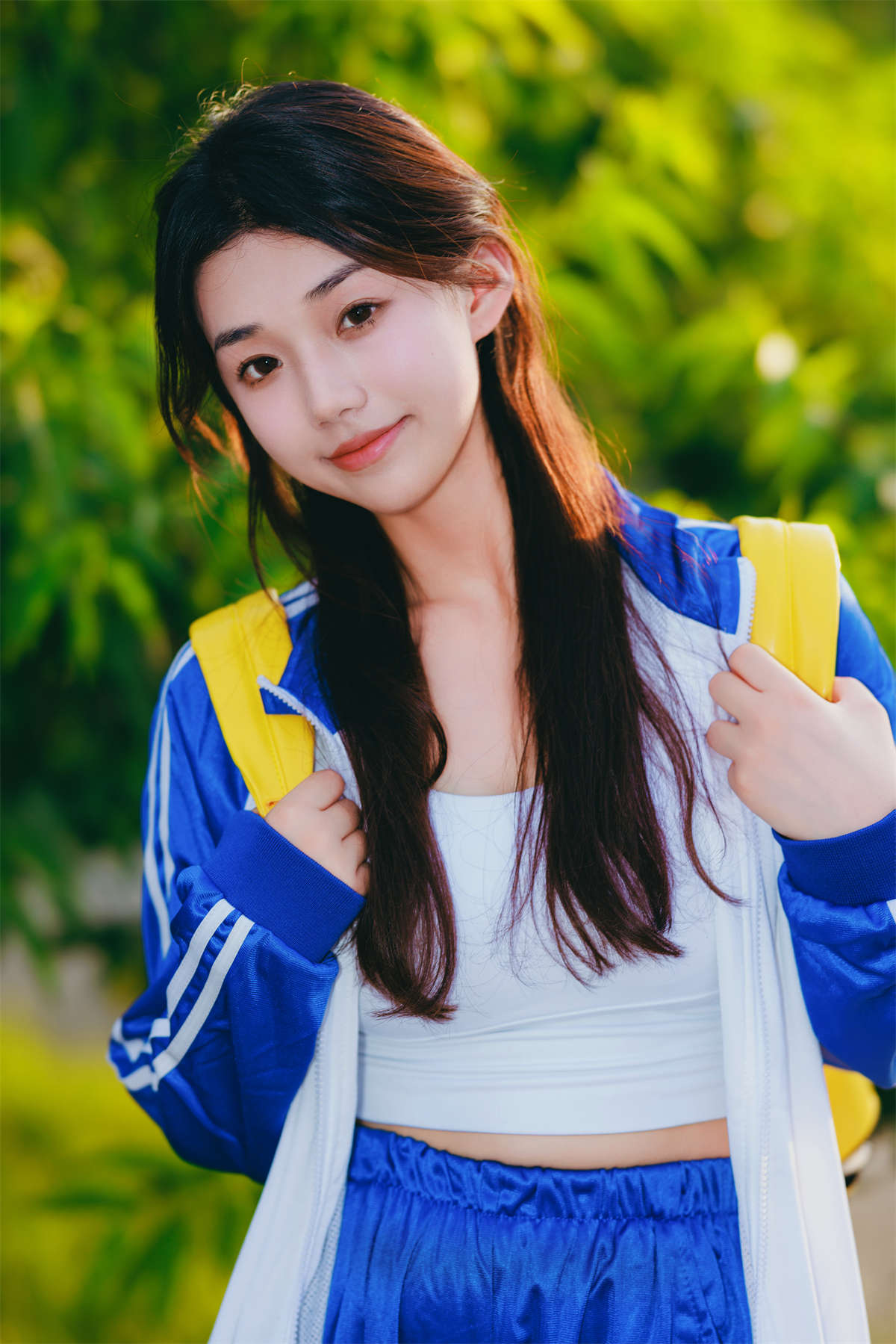 YITUYU艺图语 2023.08.03 校服小裴 裴同学-日更街拍