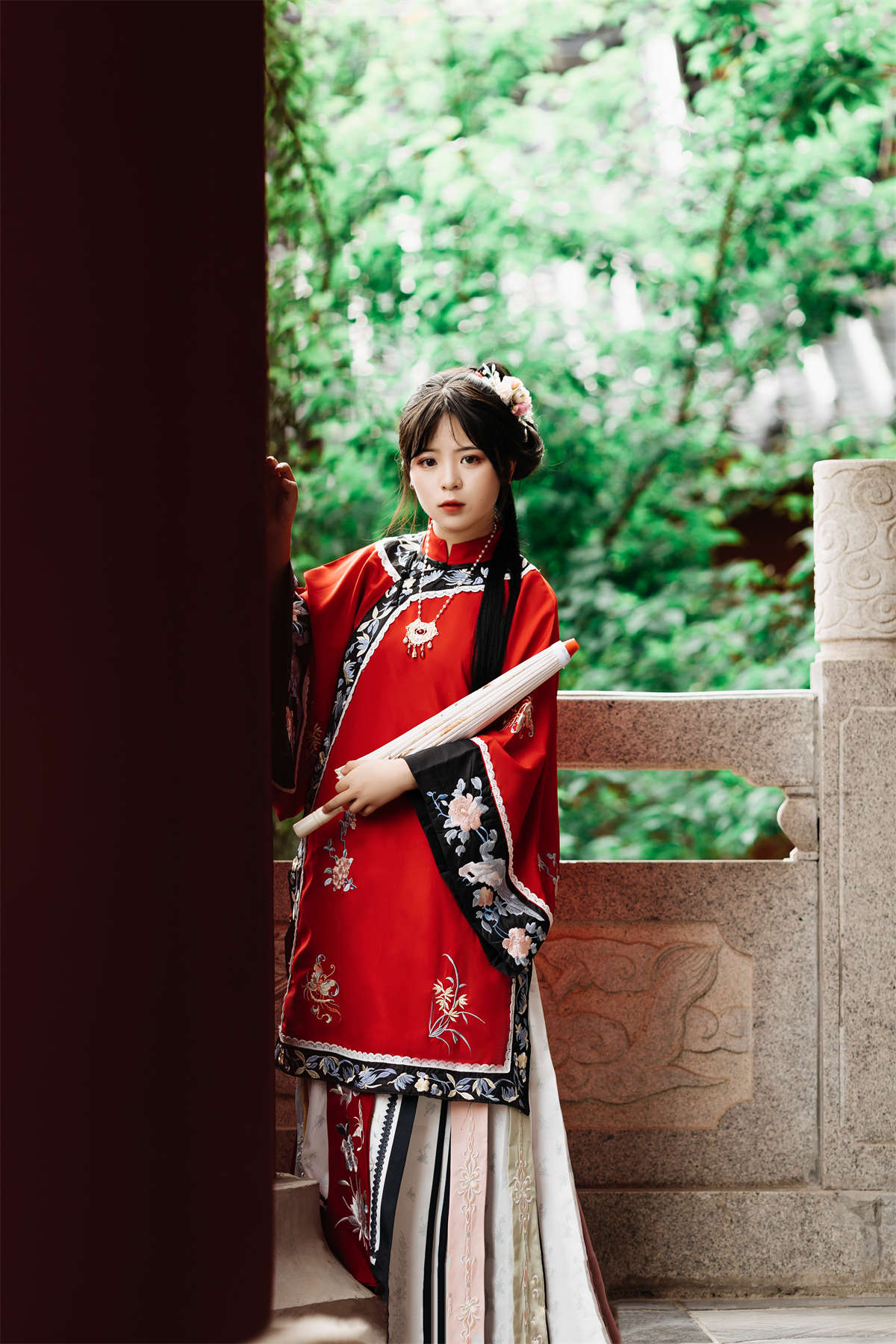 YITUYU艺图语 2023.06.12 春闺 是小白噢-日更街拍