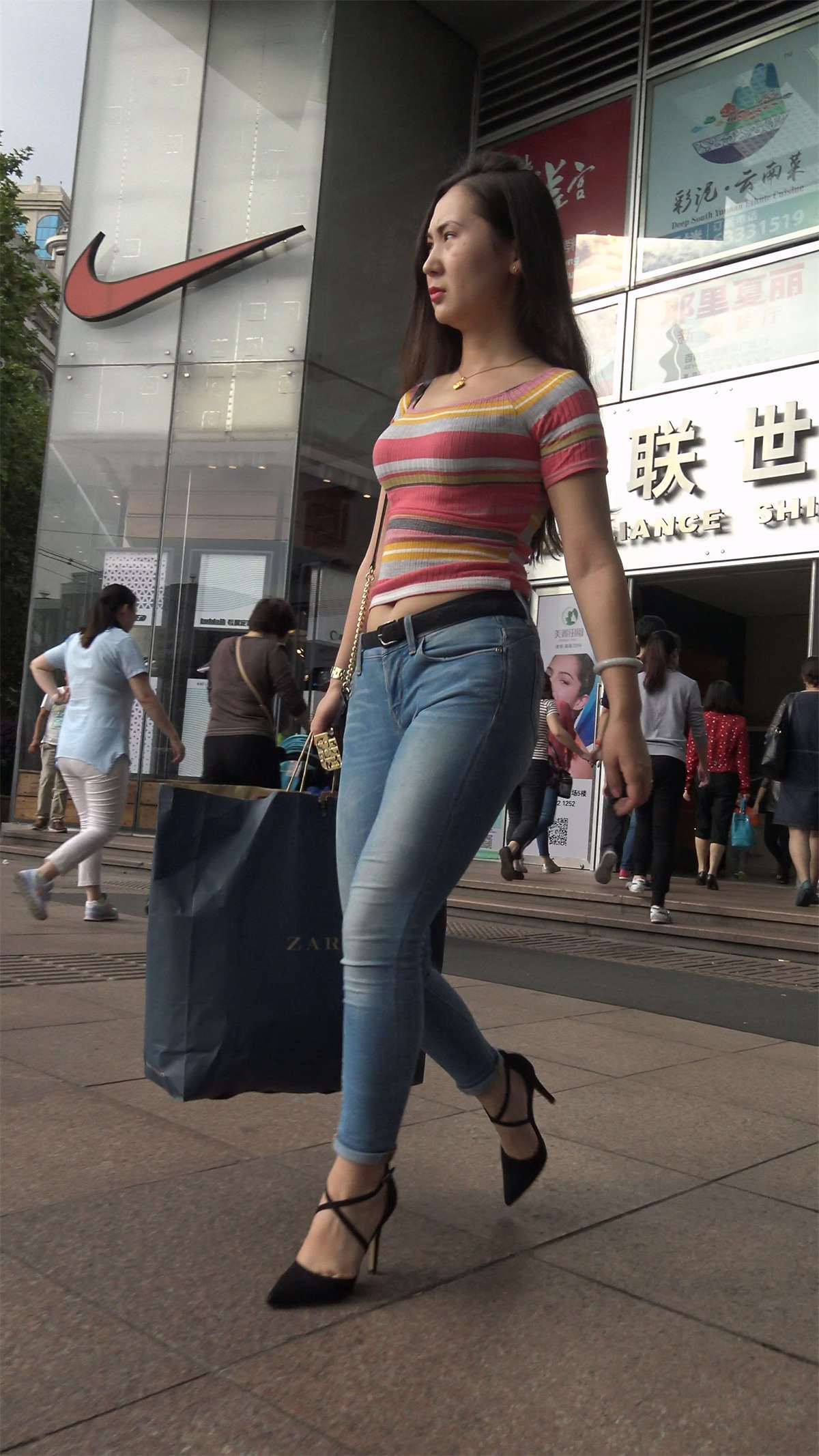 图片[2]-街拍极品气质牛仔高跟美女 1-日更街拍