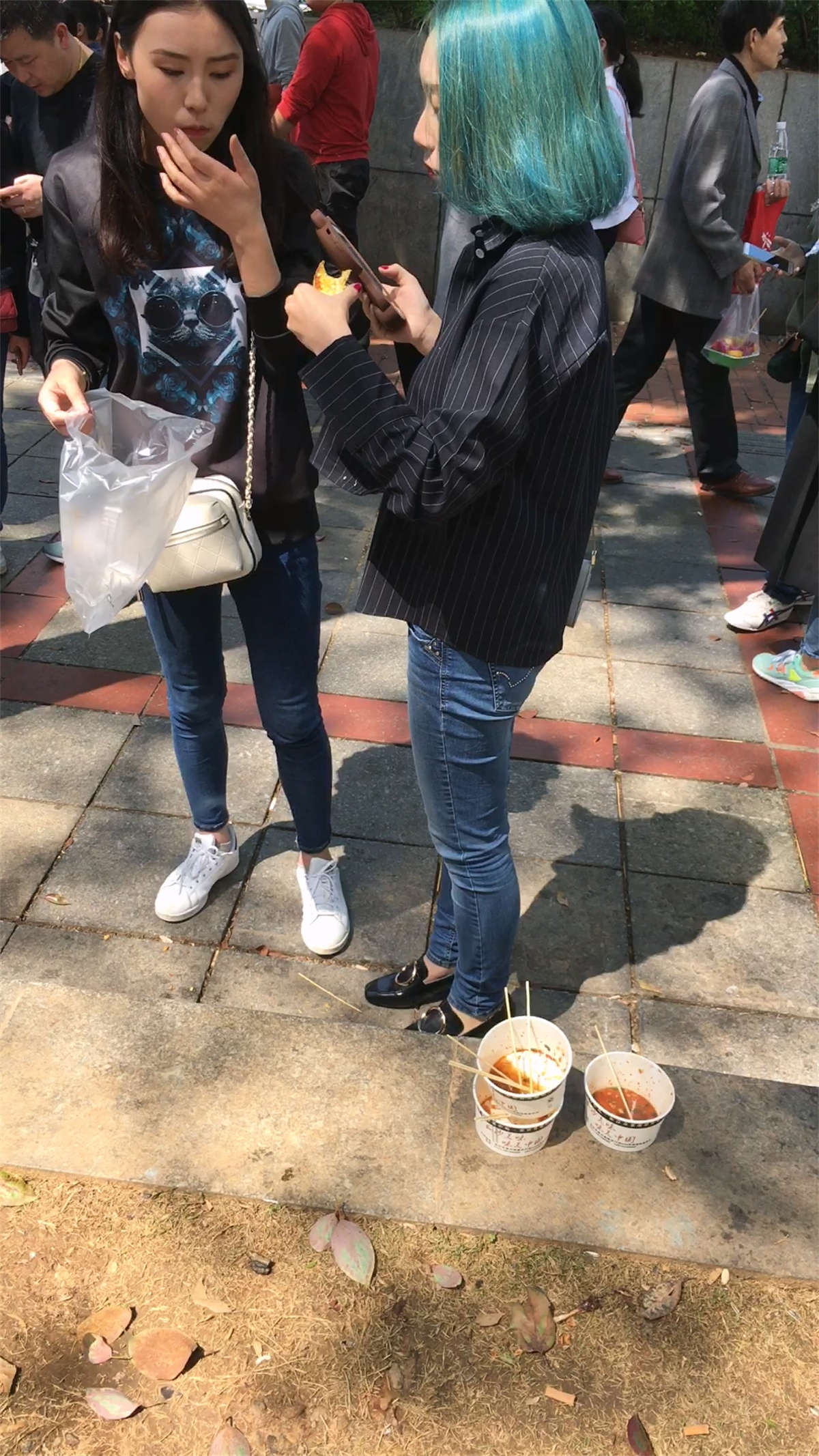 图片[2]-漂亮的妹子-日更街拍