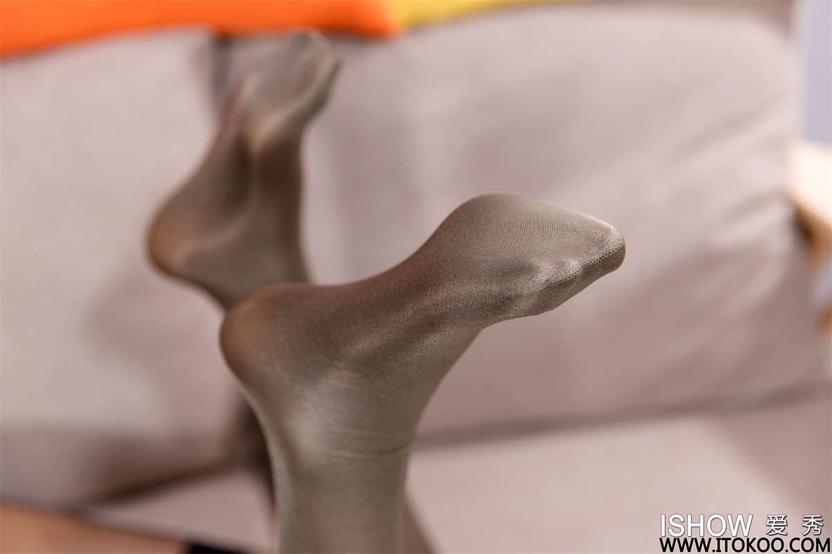 ISHOW爱秀 2022.12.17 NO.344 金丽妍Kyeon-日更街拍