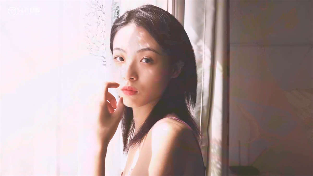 YALAYI雅拉伊视频 2020.02.21 V112 蜜桃成熟时 含嫣-日更街拍