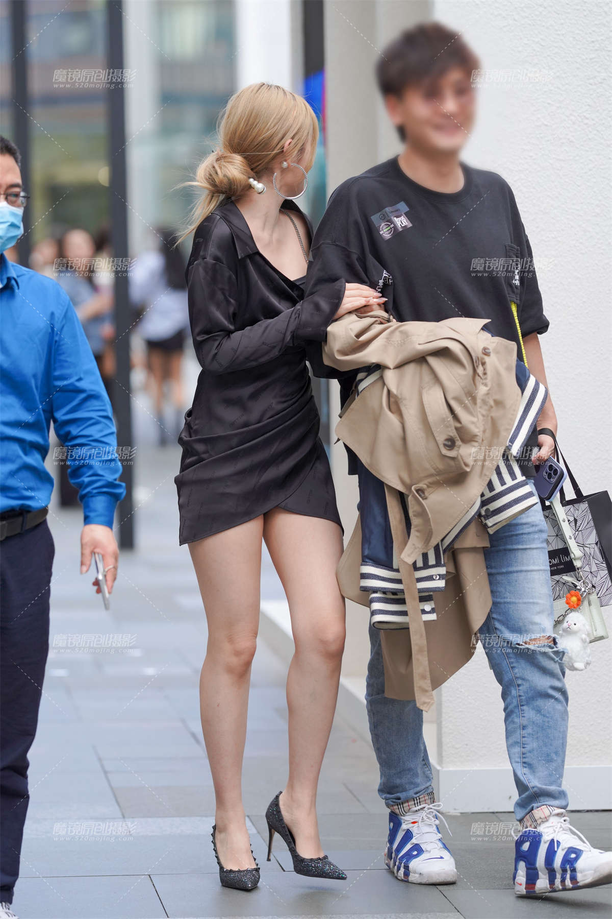 漂亮长腿女友-日更街拍