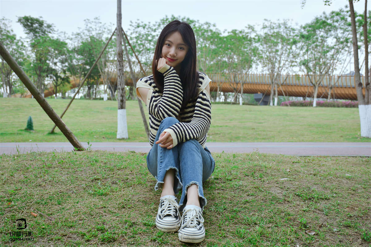 图片[2]-织梦行影摄影作品 第118期 草地白袜-日更街拍