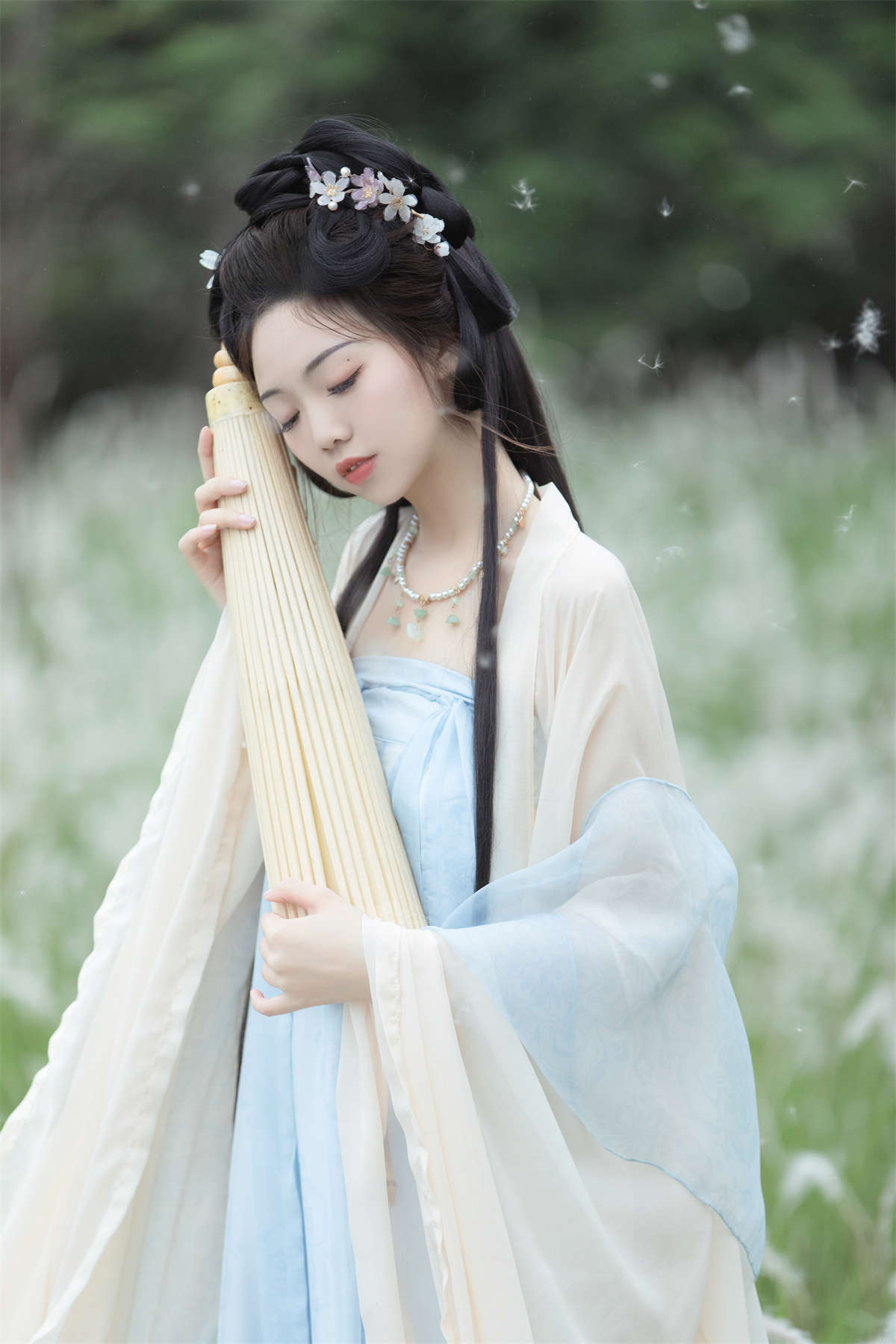 YITUYU艺图语 2023.06.13 感旧 是只琳-日更街拍