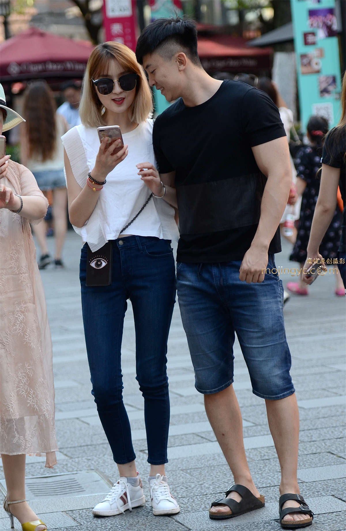 【验证街拍大赛NO.3】神摄手赛12 无袖衫，蓝牛-日更街拍