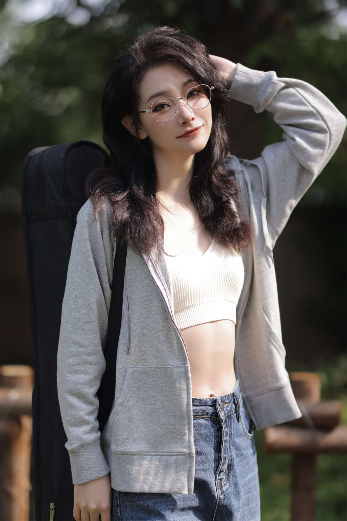 YITUYU艺图语 2023.06.14 辣妹在不在 小轩在不在插图1