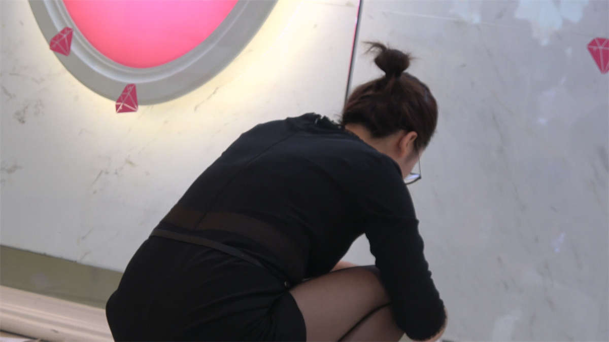 图片[2]-黑丝售货员-日更街拍