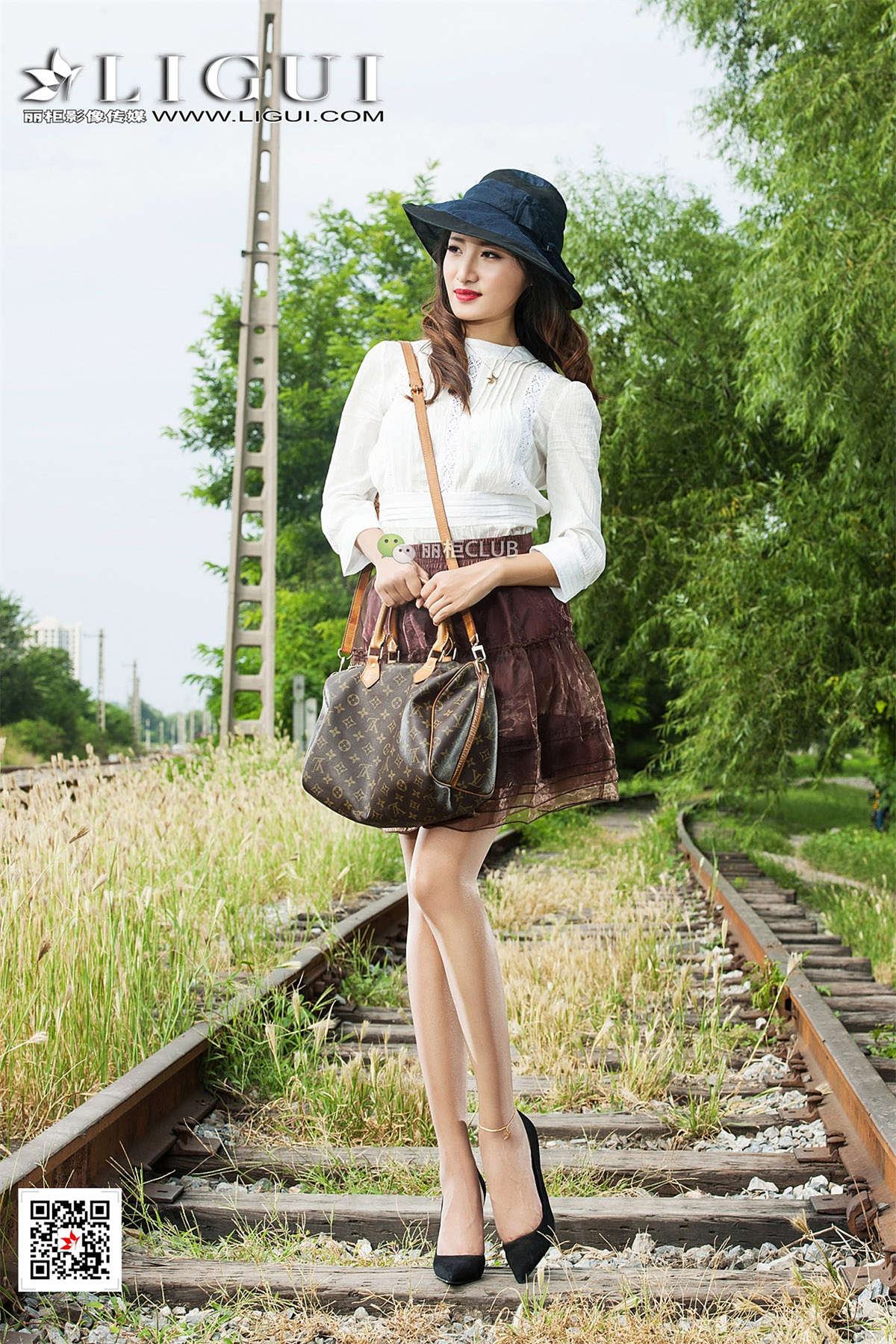 Ligui丽柜 2017.12.13 思彤-日更街拍