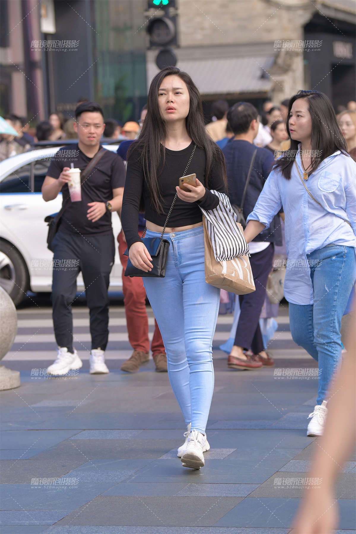 【视觉冲击赛贴】蓝色紧牛-日更街拍