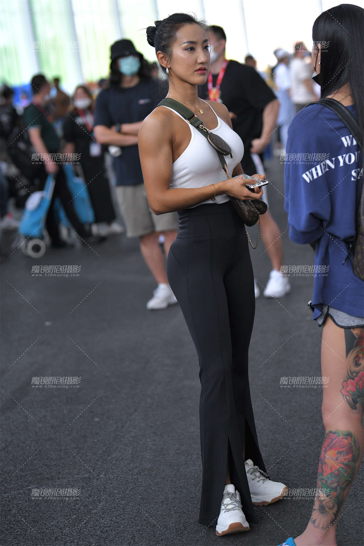 【咔喳赛帖】练过的身材-日更街拍