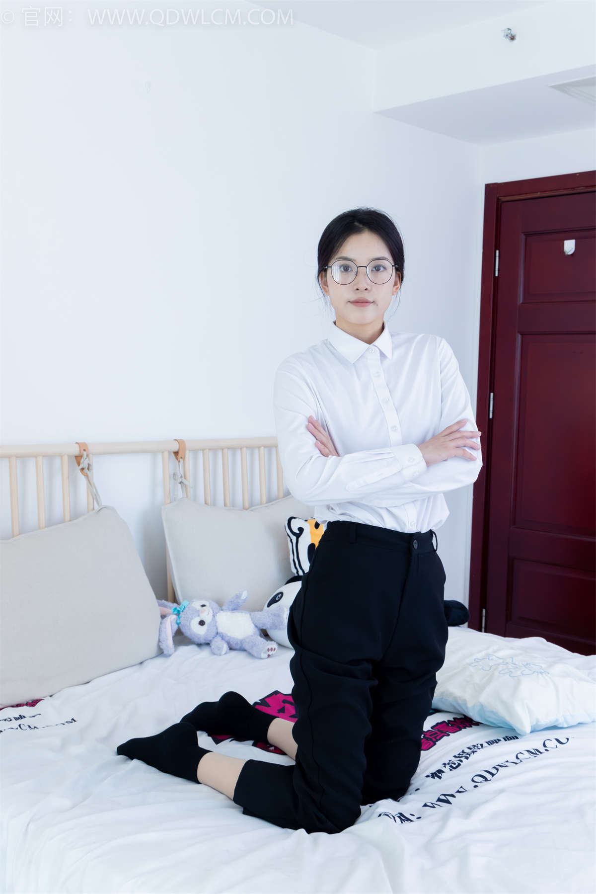 物恋传媒 NO.2126 茯苓-泛黄的相片-日更街拍