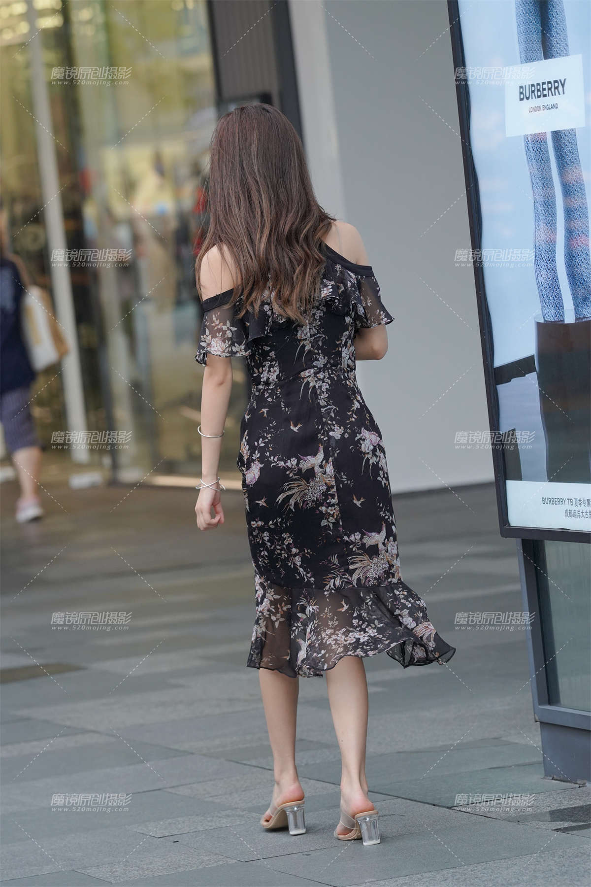 图片[2]-长裙美女-日更街拍