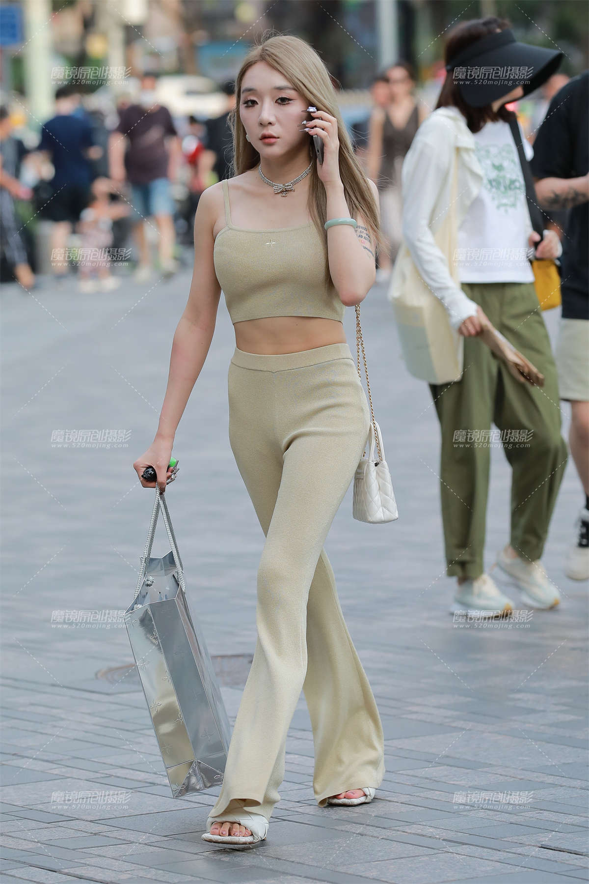 图片[2]-20021025-日更街拍