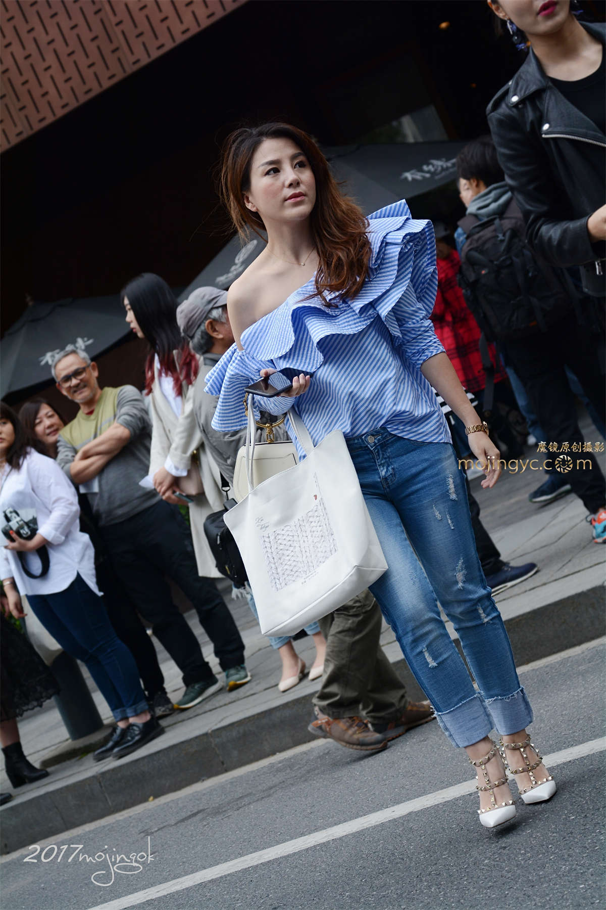 咔喳2017.04.12街拍344（15p)-日更街拍