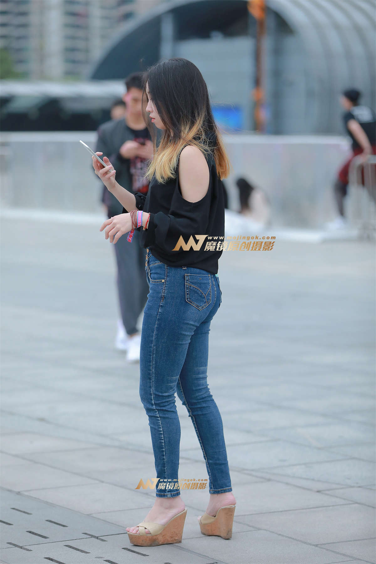 图片[2]-【视觉冲击赛贴】小裤脚，紧牛女友-日更街拍