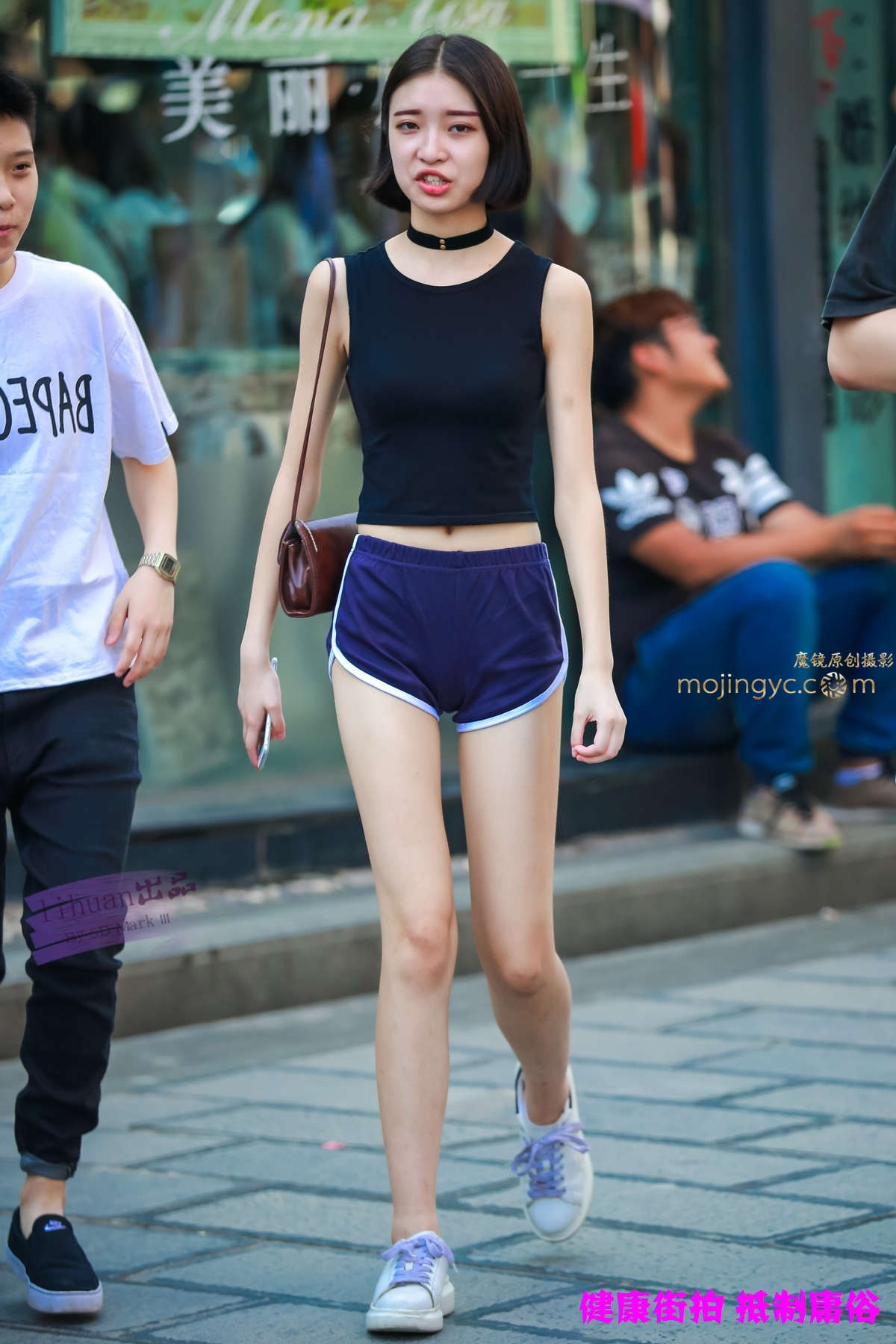 李欢原创-短美女，美腿（17P）-日更街拍