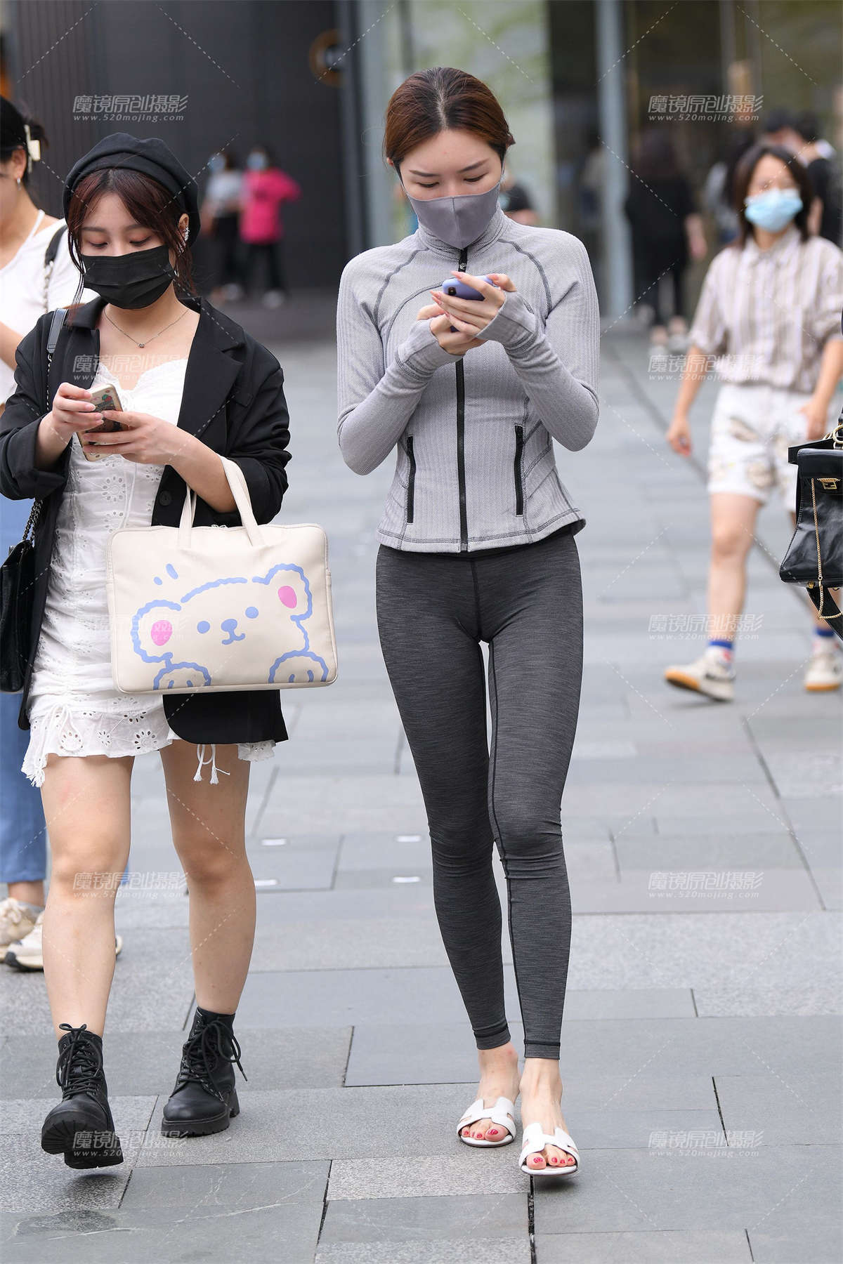 极致紧身裤-日更街拍