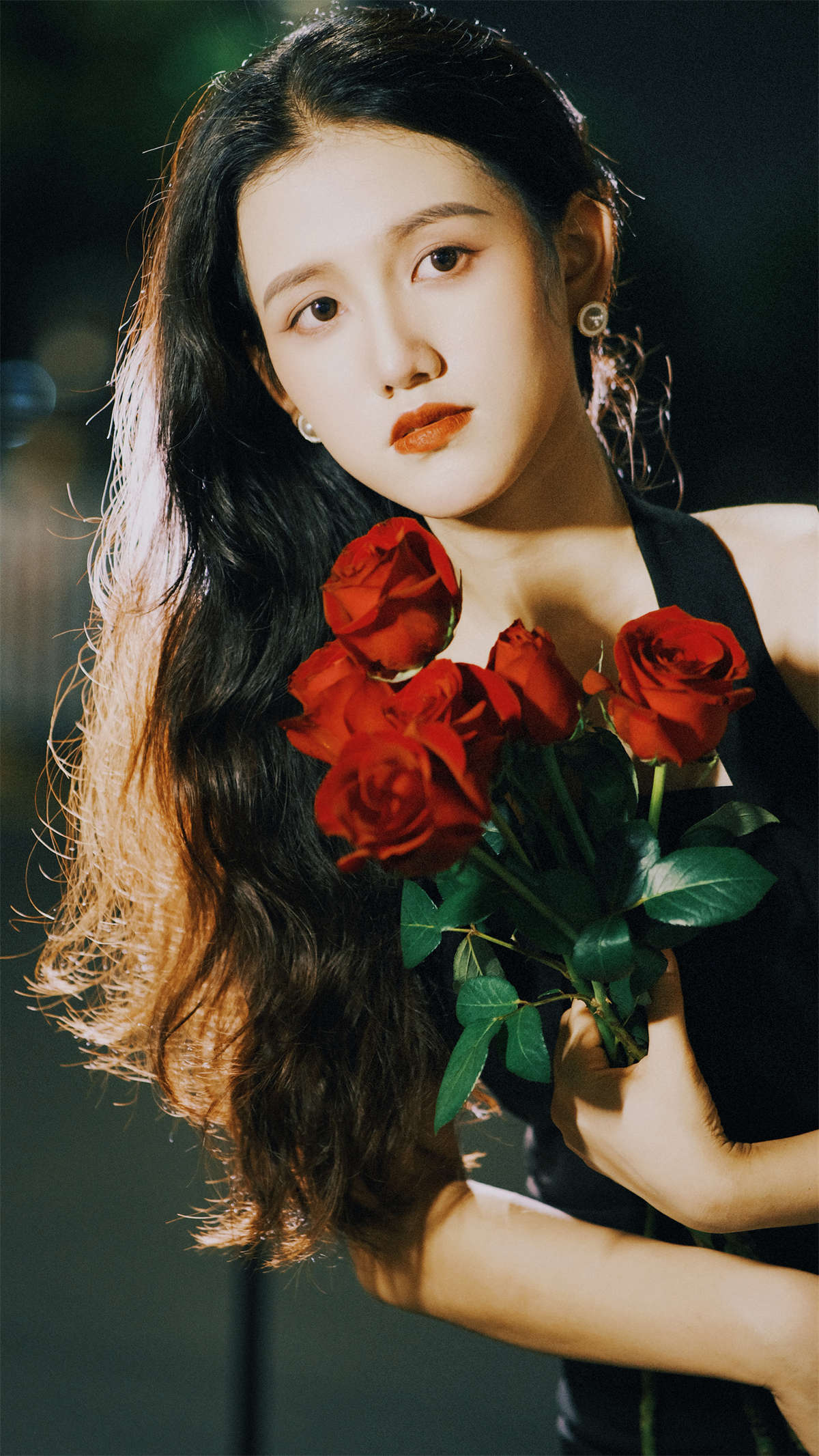 YITUYU艺图语 2022.10.23 风啸 花绽 雾漫 一只捉捉插图1