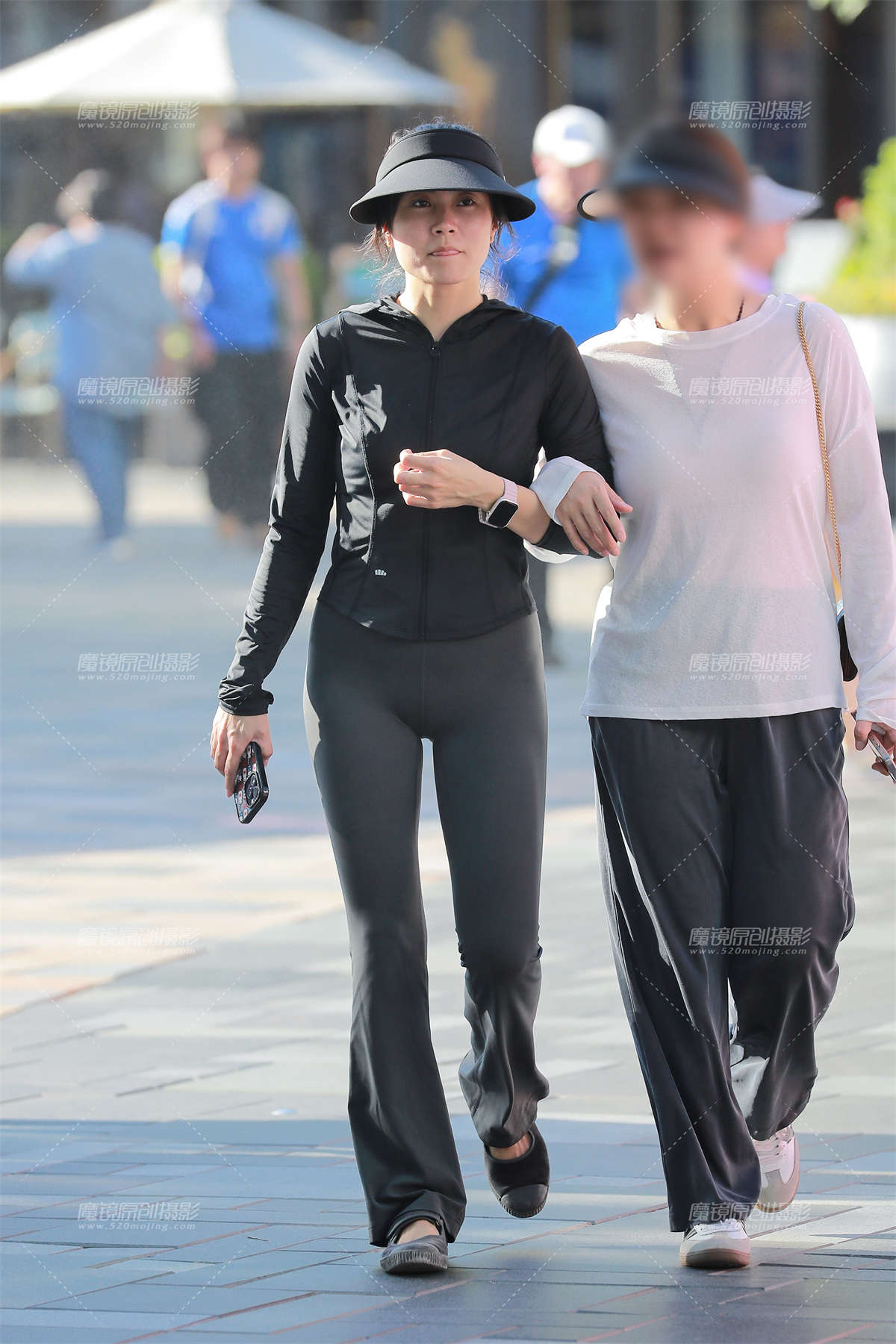 图片[2]-深灰色瑜伽裤-日更街拍