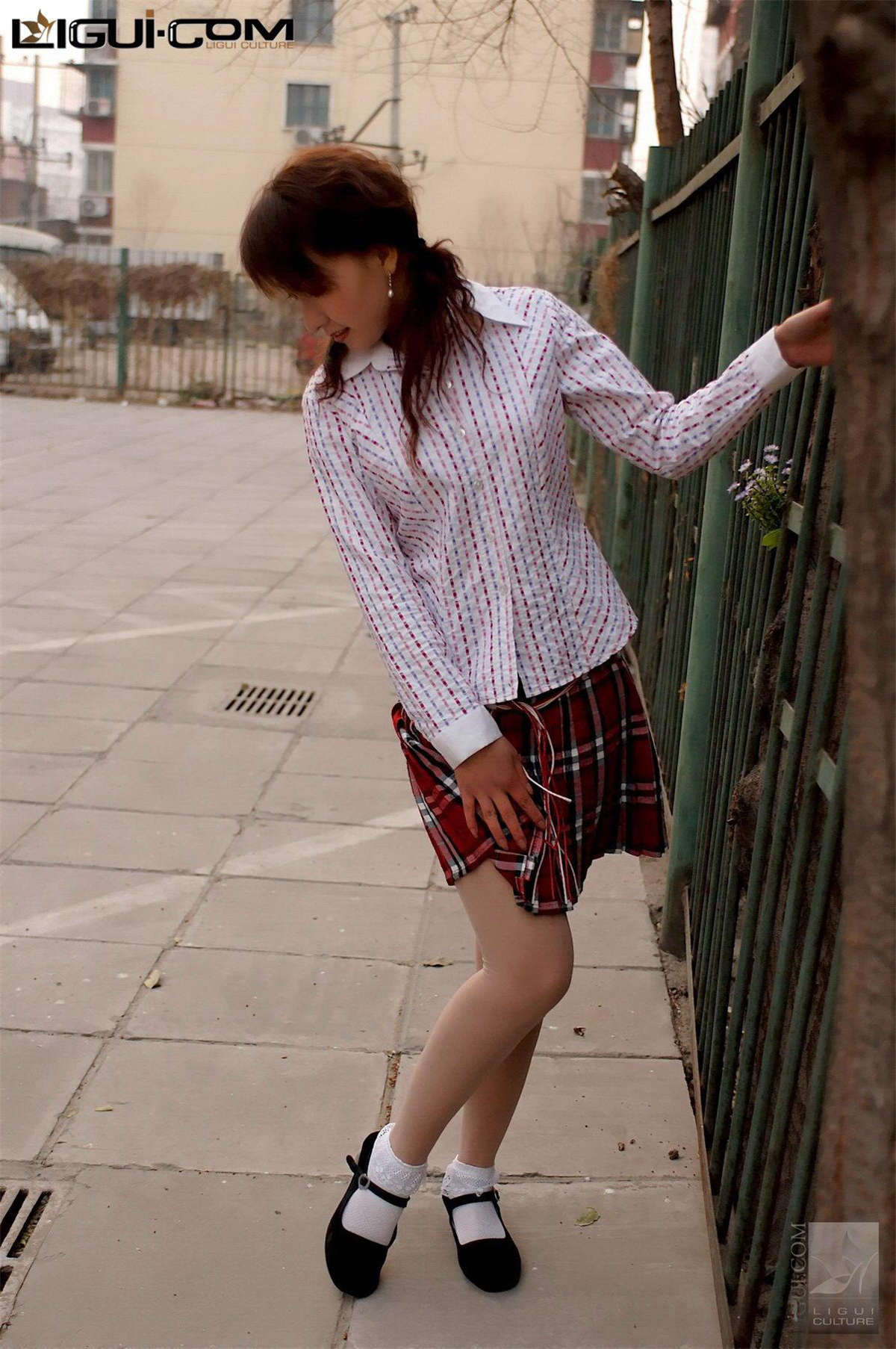 Ligui丽柜 20080520 英子 桔黄沙发-日更街拍