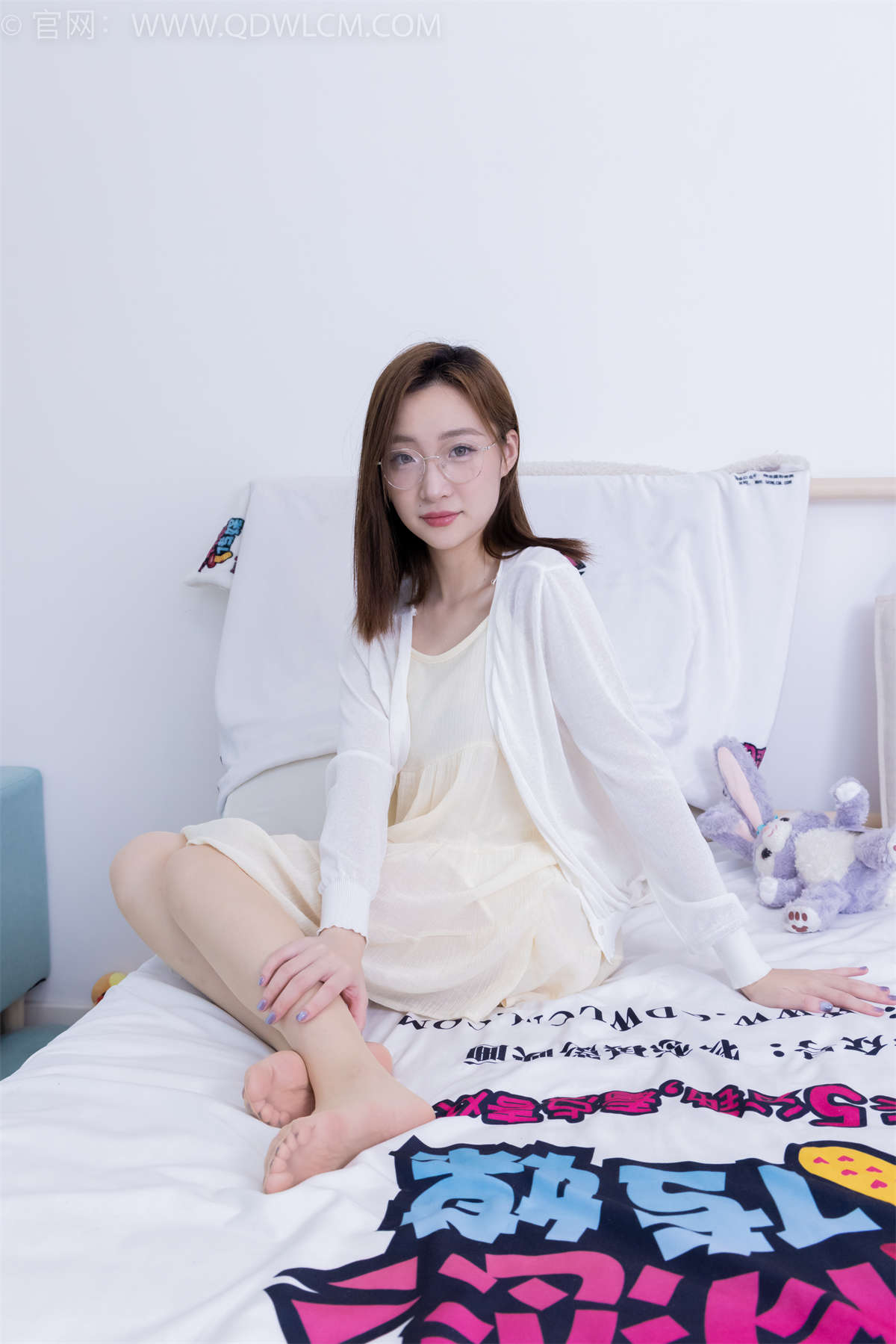 物恋传媒 NO.2129 恬恬-相思愈浓-日更街拍