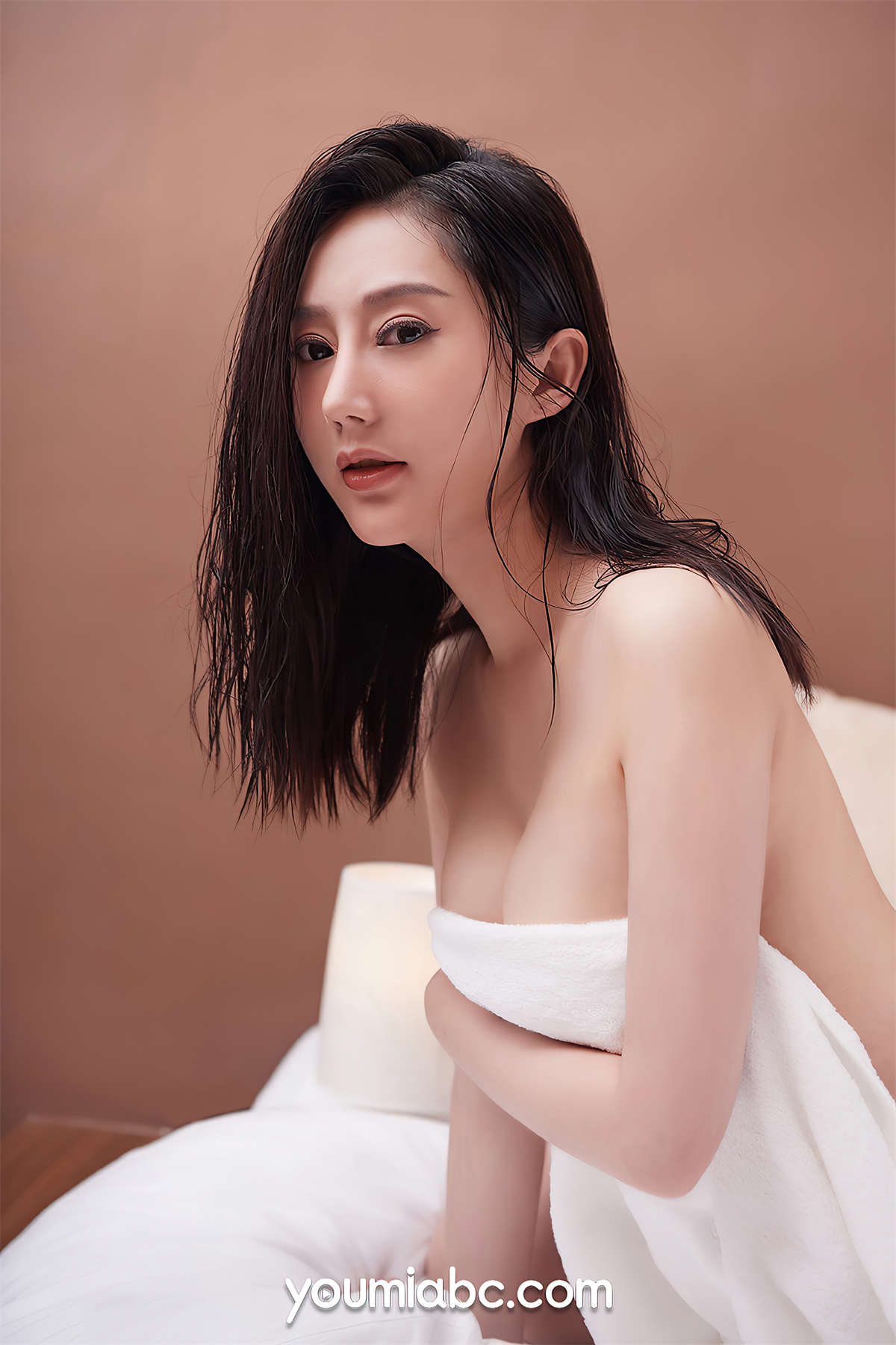 图片[2]-YouMi尤蜜 2021.11.04 浴后春光 苏小曼-日更街拍