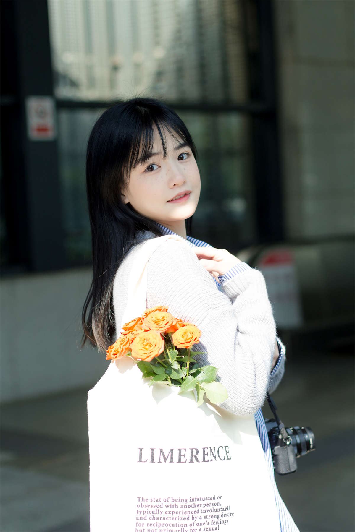 YITUYU艺图语 2023.02.01 面包和鲜花 小怡妹妹cute插图1