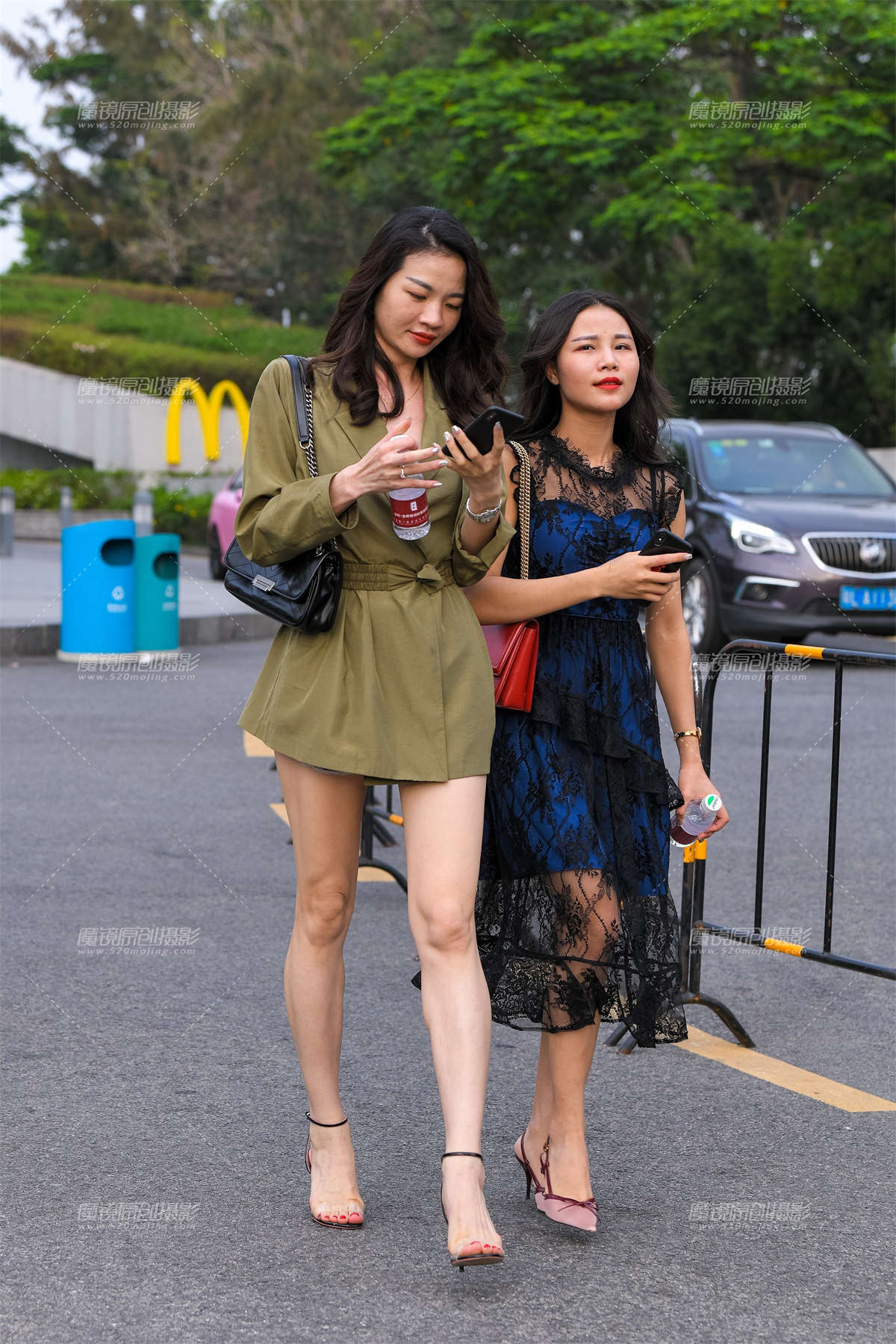 【久久赛帖】极品大长腿气质美女-日更街拍