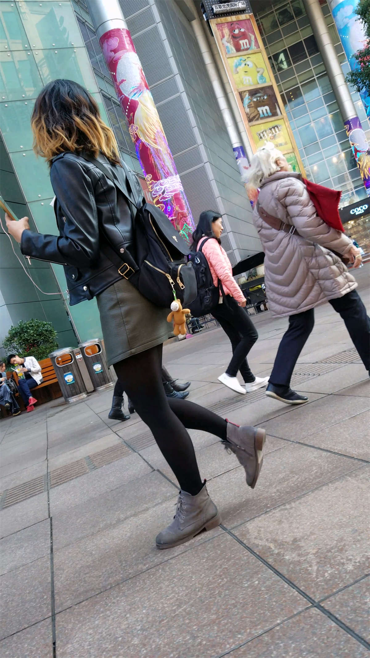 图片[2]-性感高颜值长腿极品美少妇-日更街拍