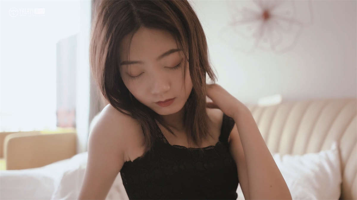 YALAYI雅拉伊视频 2020.04.13 V127 笑颜如花 纹纹-日更街拍