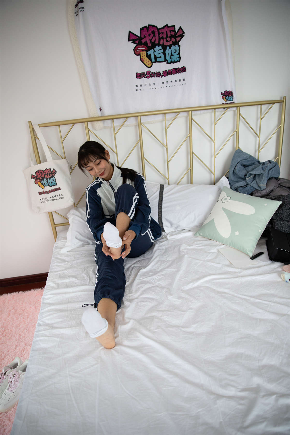 图片[2]-物恋传媒 NO.906 岚岚-明月与倒影-日更街拍