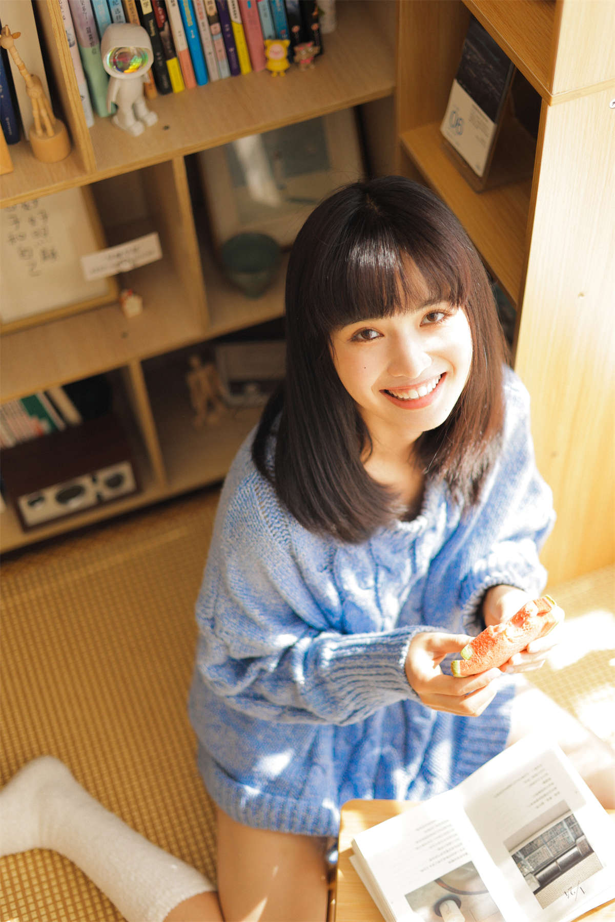 YITUYU艺图语 2023.02.01 她的眼睛有星星 夏施哈哈酱插图1