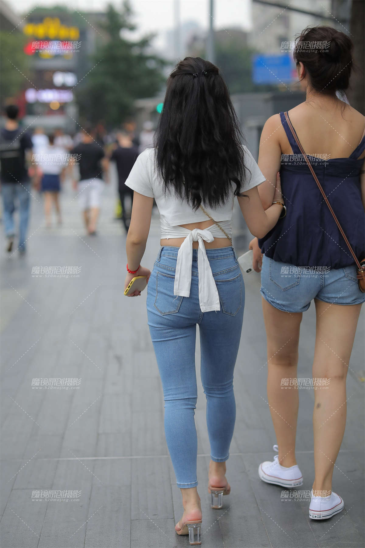 图片[2]-紧身牛仔-日更街拍