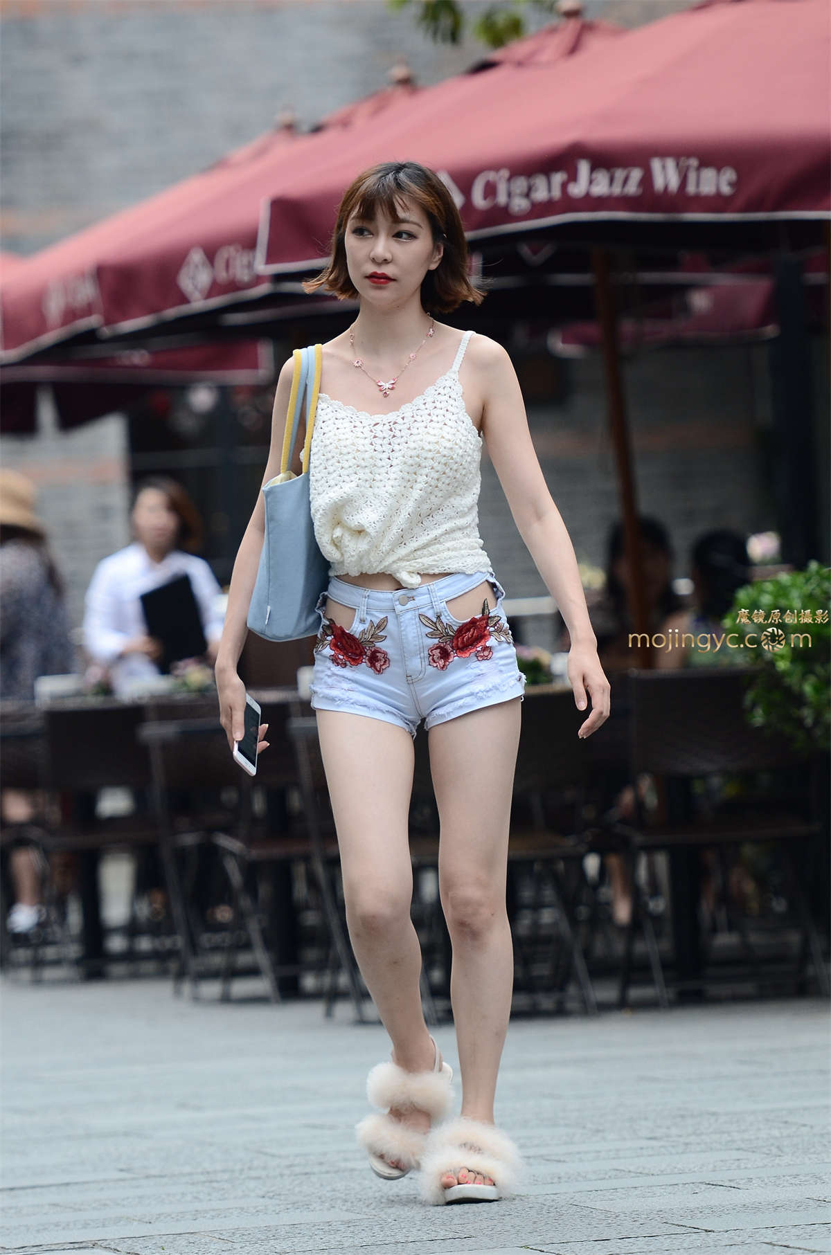 【验证街拍大赛NO.4】神摄手赛03 白色吊带，热裤-日更街拍