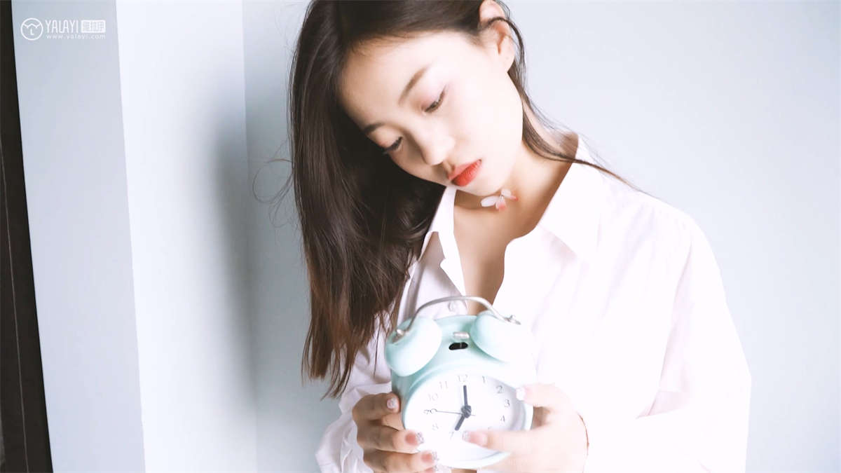 YALAYI雅拉伊视频 2020.04.17 V128 叫她起床 高若童-日更街拍