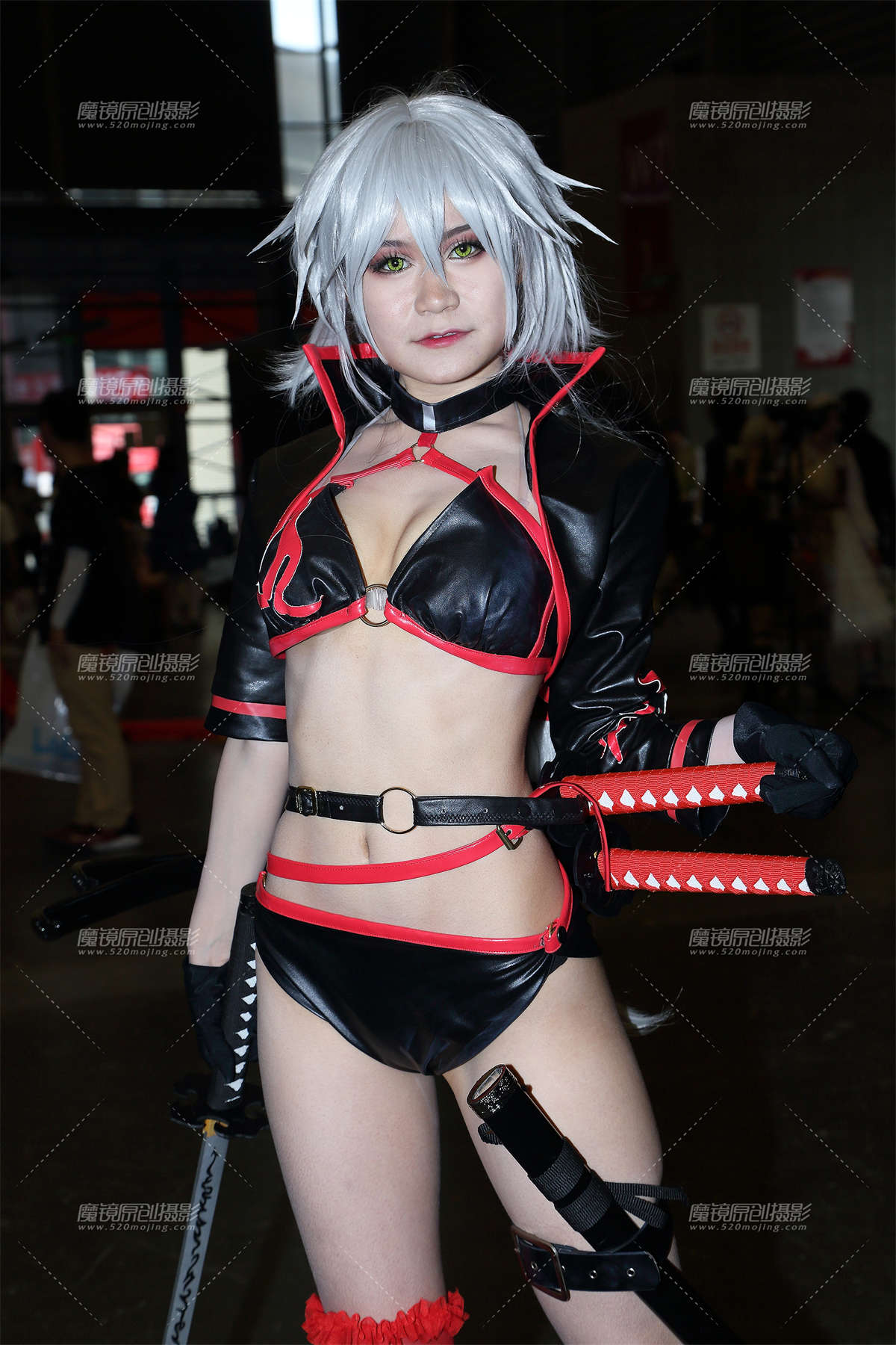 图片[2]-双刀妹子好性感-日更街拍