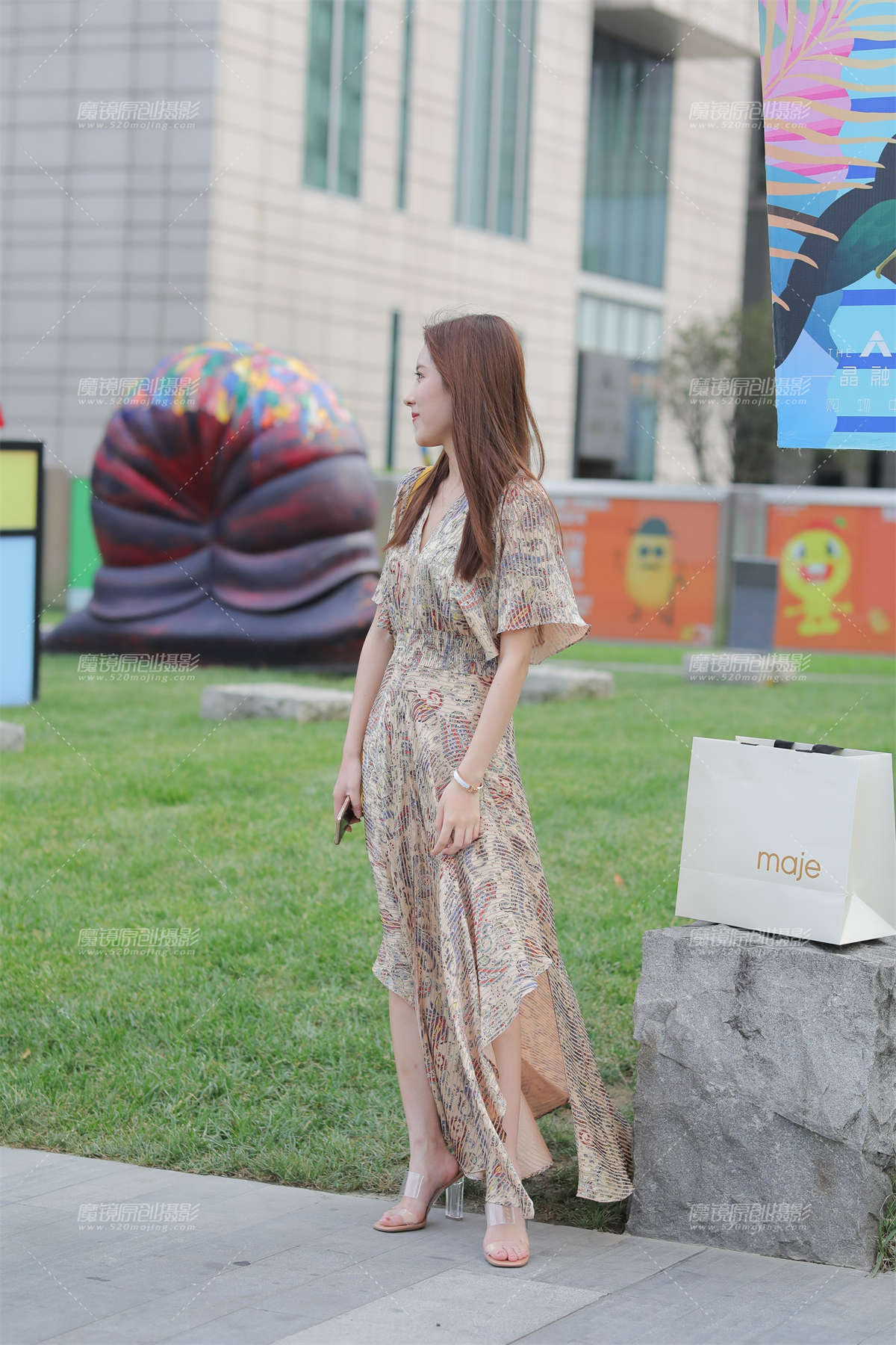 图片[2]-【补档】优雅的连衣裙美女-日更街拍