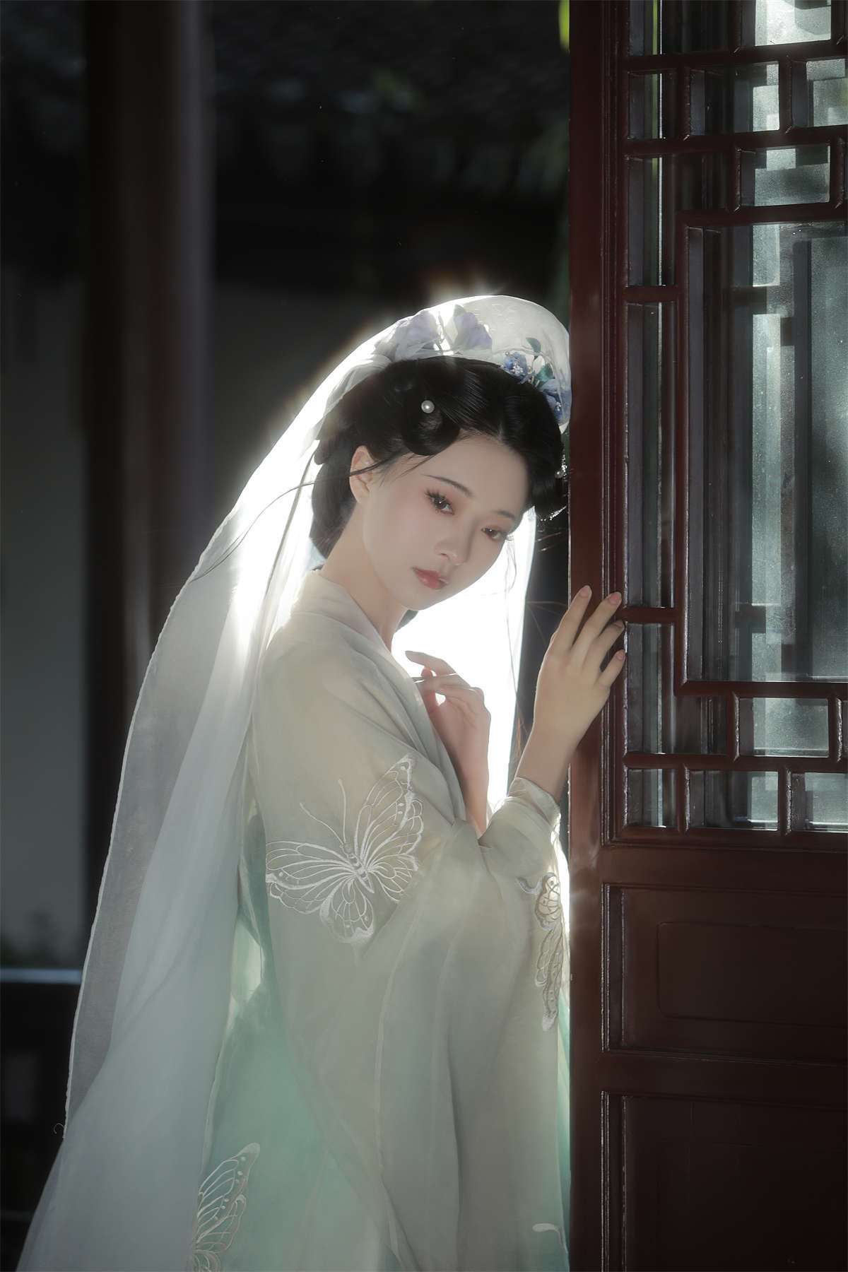 YITUYU艺图语 2025.02.16 浑似姑射真人，天姿灵秀 一固美撇捺-日更街拍