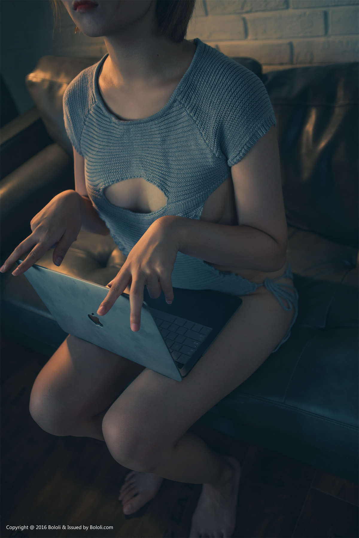 Bololi波萝社 BOL.105 性感毛衣 黒黑-日更街拍