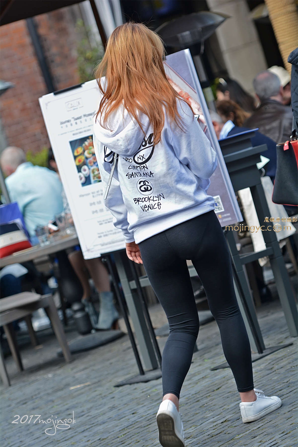 咔喳赛4 太暗了，试下机内闪光，有疗效-日更街拍