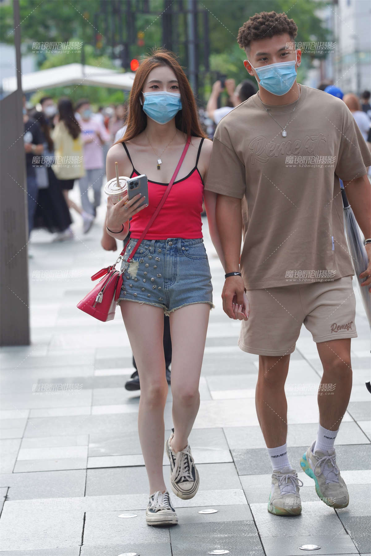 热裤美眉-日更街拍